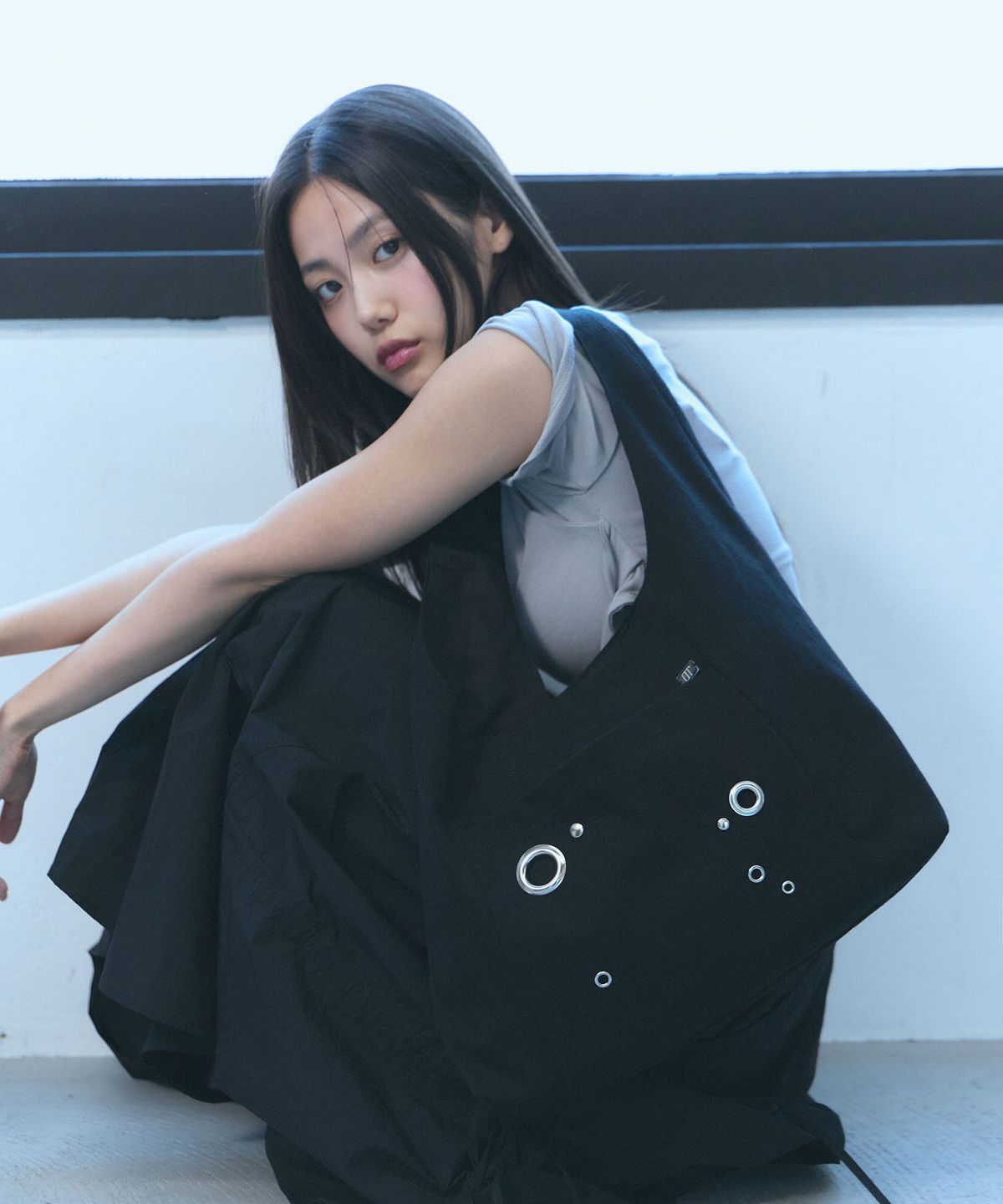 오아트(OART) Eyelet Hobo Bag [BLACK]