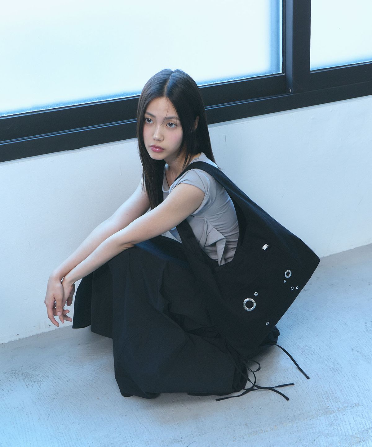 오아트(OART) Eyelet Hobo Bag [BLACK]