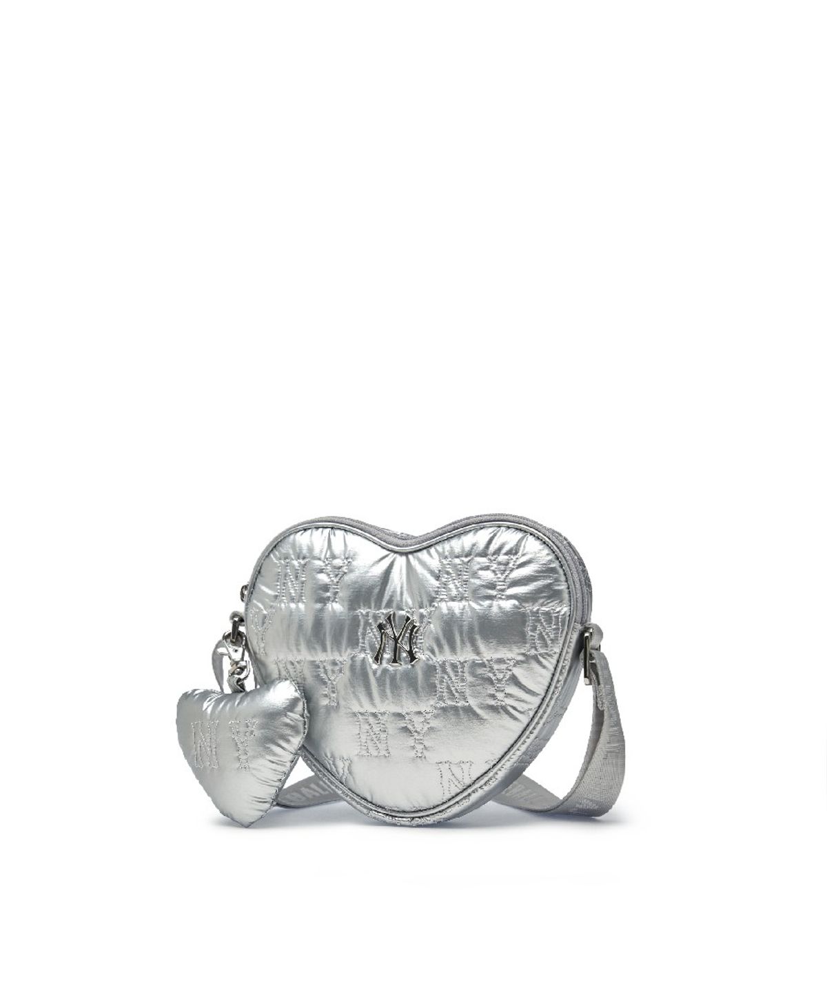 엠엘비 키즈(MLB KIDS) 모노그램 퀼팅 하트 크로스백 NY (Silver)