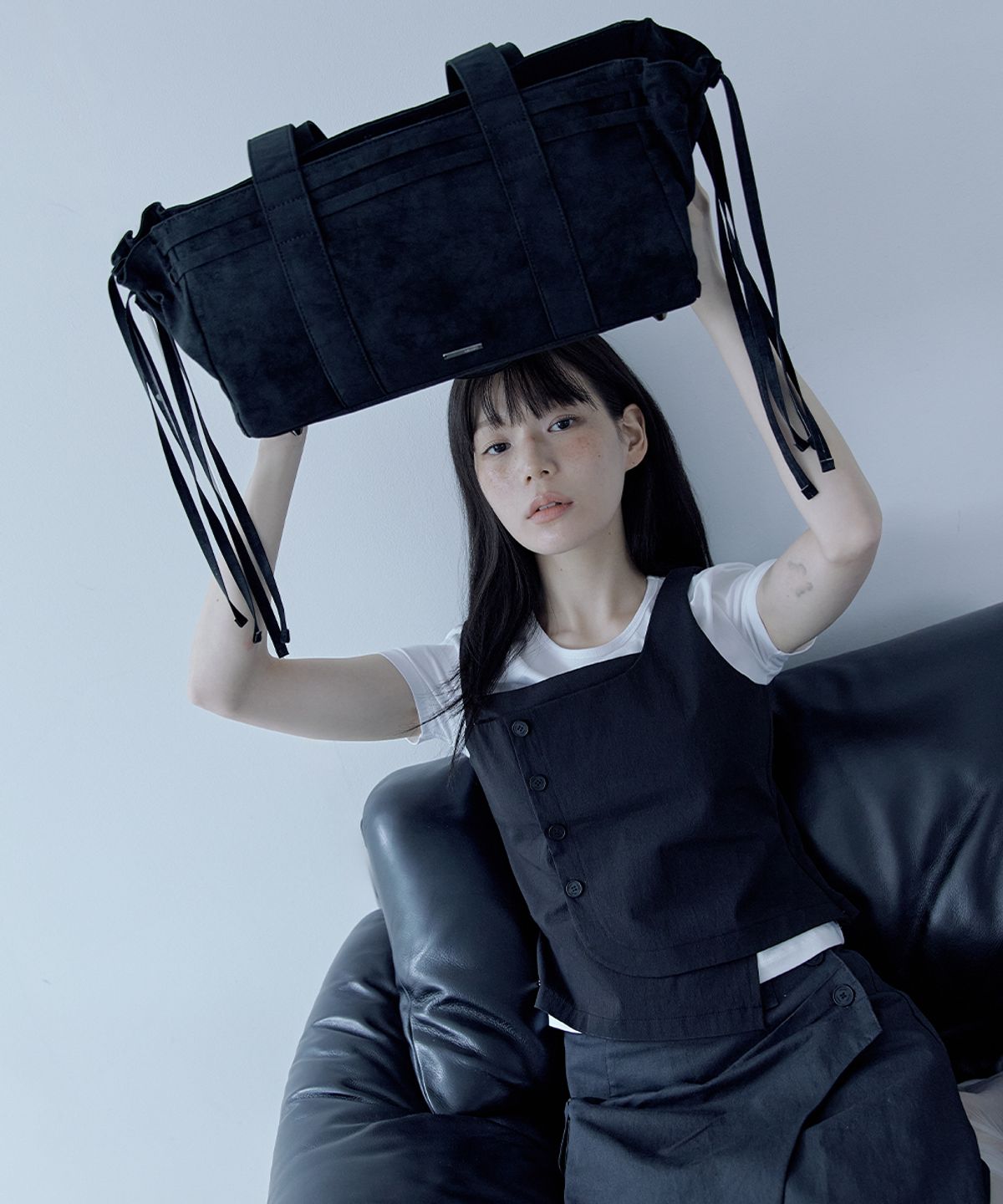 미세키서울(MISEKI SEOUL) [미세키서울X기호] String square shoulder bag BLACK