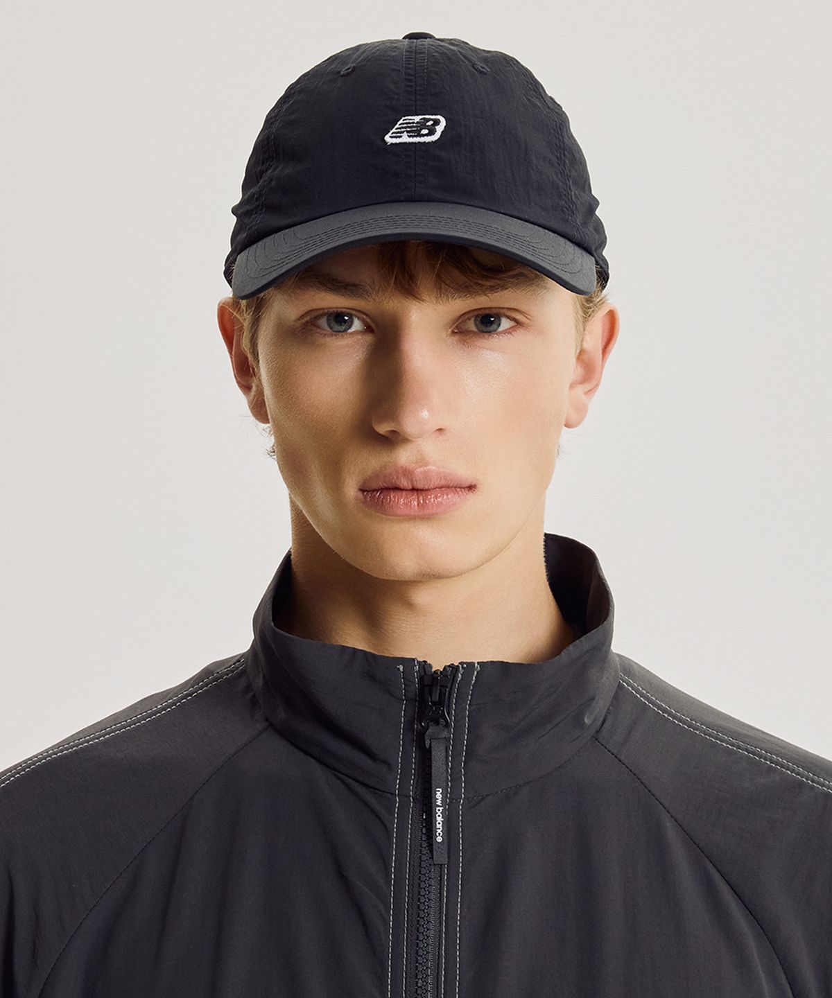 뉴발란스(NEW BALANCE) NBGDGF1104 / 와펜 스몰로고 나일론 볼캡 (BLACK)