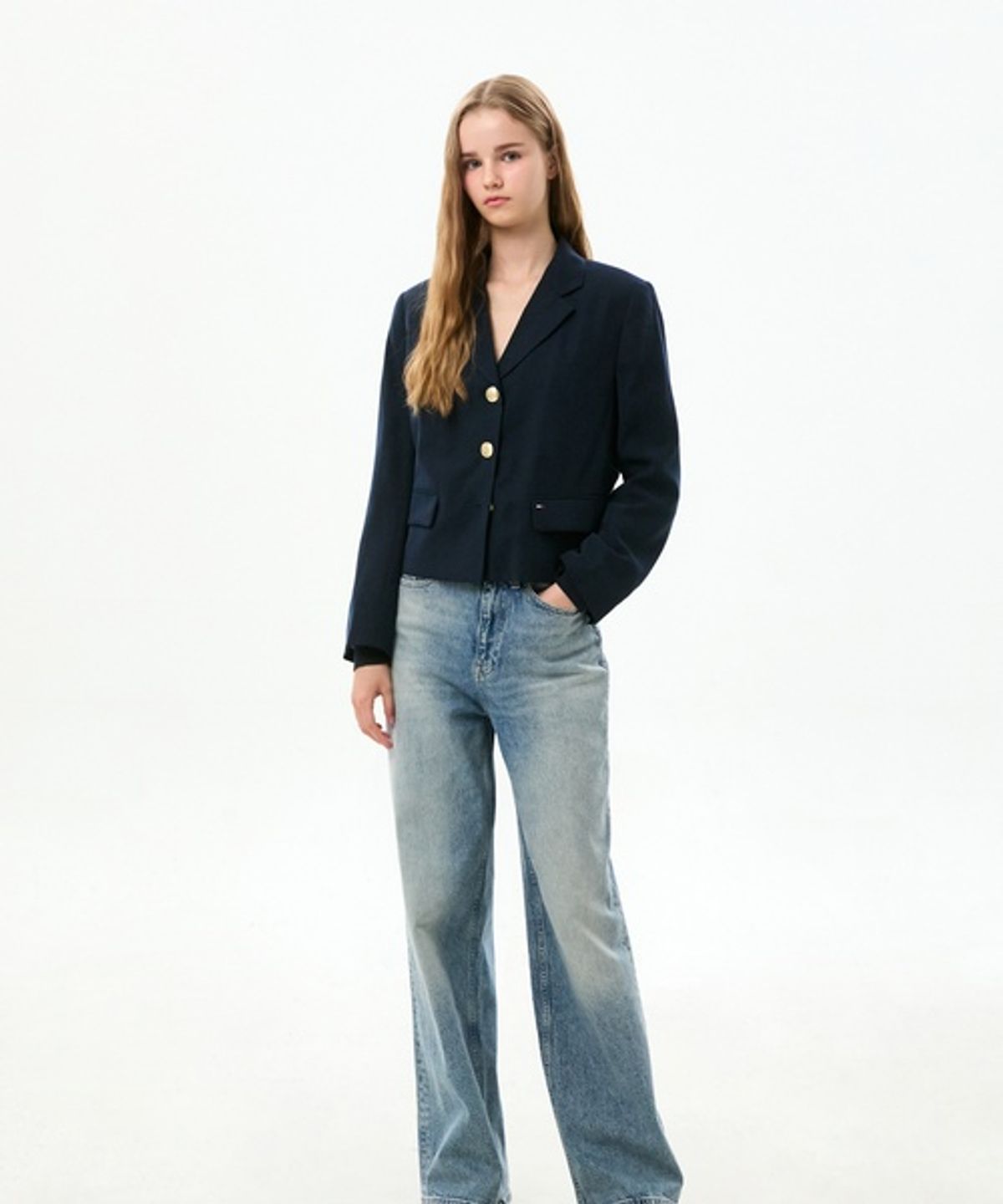 타미진스(TOMMY JEANS) 레이온 블렌드 크롭 블레이저 (T32G6WJC13TWT1C1G)