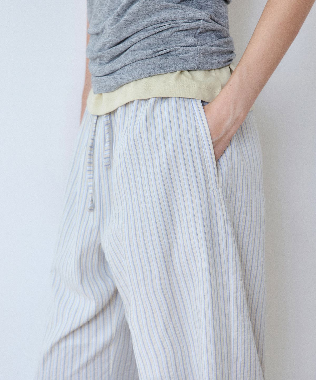 로브로브(LOVLOV) 조이풀 스트라이프 팬츠_OAT BLUE STRIPE