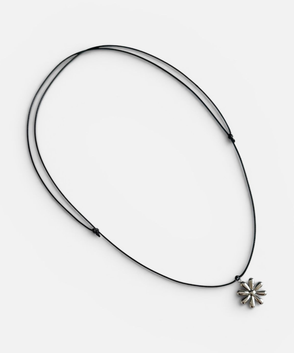셉텐벌5(SEPTEMBER5) DAISY STRAP NECKLACE