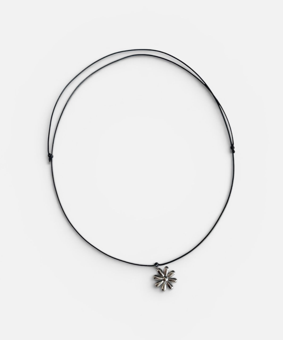 셉텐벌5(SEPTEMBER5) DAISY STRAP NECKLACE