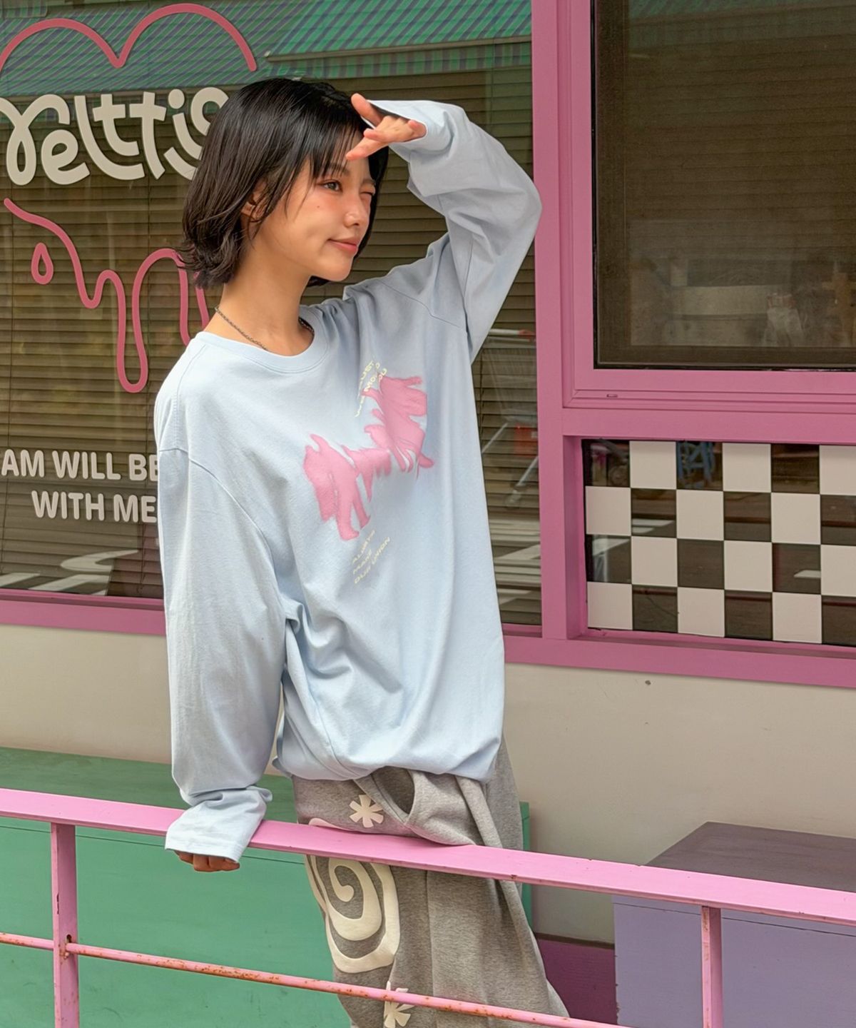 아모우(AMOU) Crowd Long Sleeve BABY BLUE