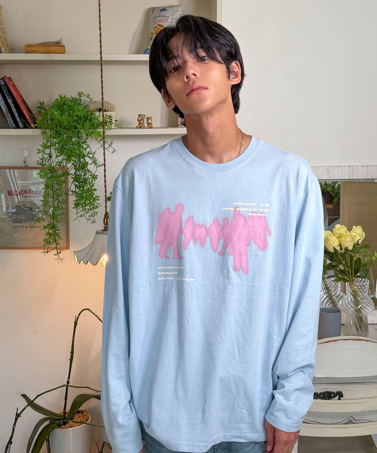 아모우(AMOU) Crowd Long Sleeve BABY BLUE