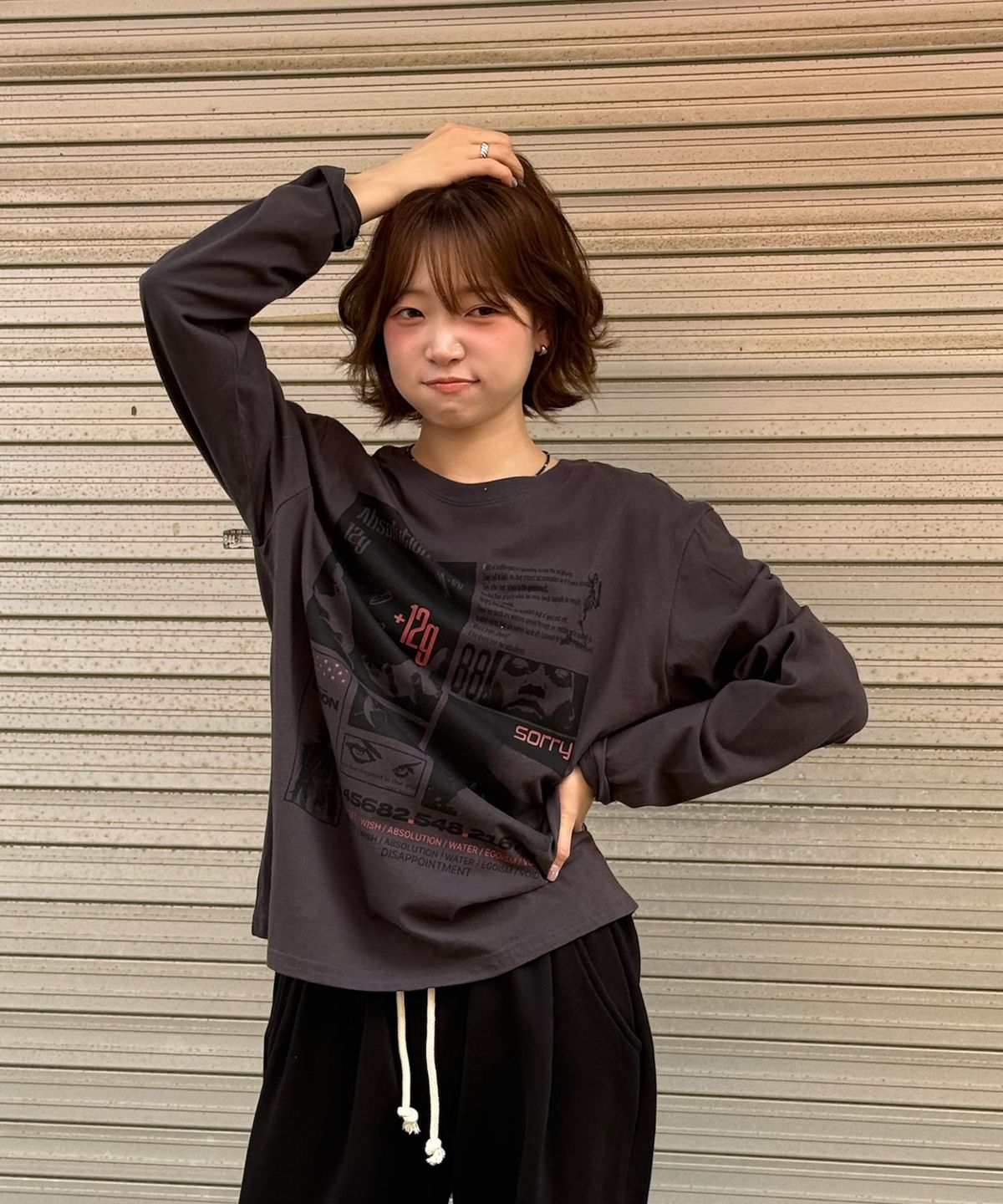 아모우(AMOU) 12 gram Long Sleeve CHACOAL GRAY