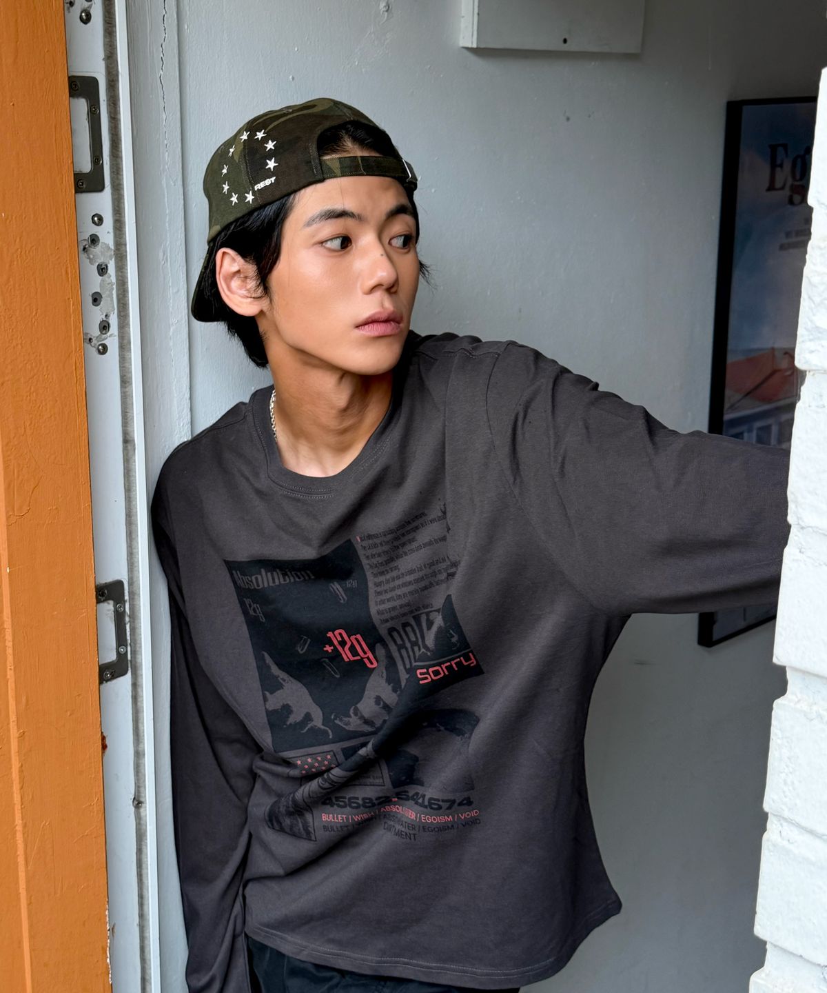아모우(AMOU) 12 gram Long Sleeve CHACOAL GRAY