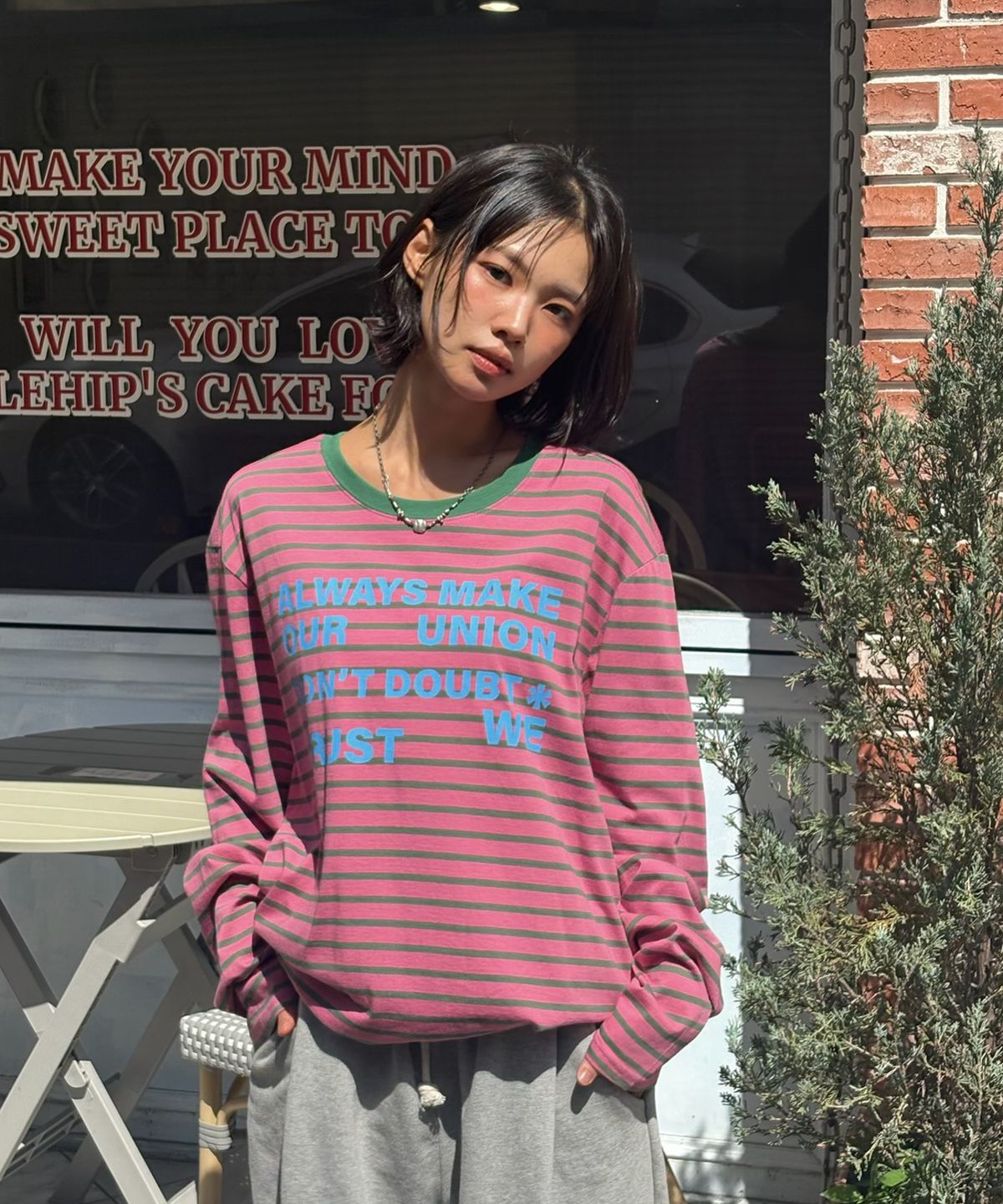 아모우(AMOU) Lettering Stripe Long Sleeve PINK