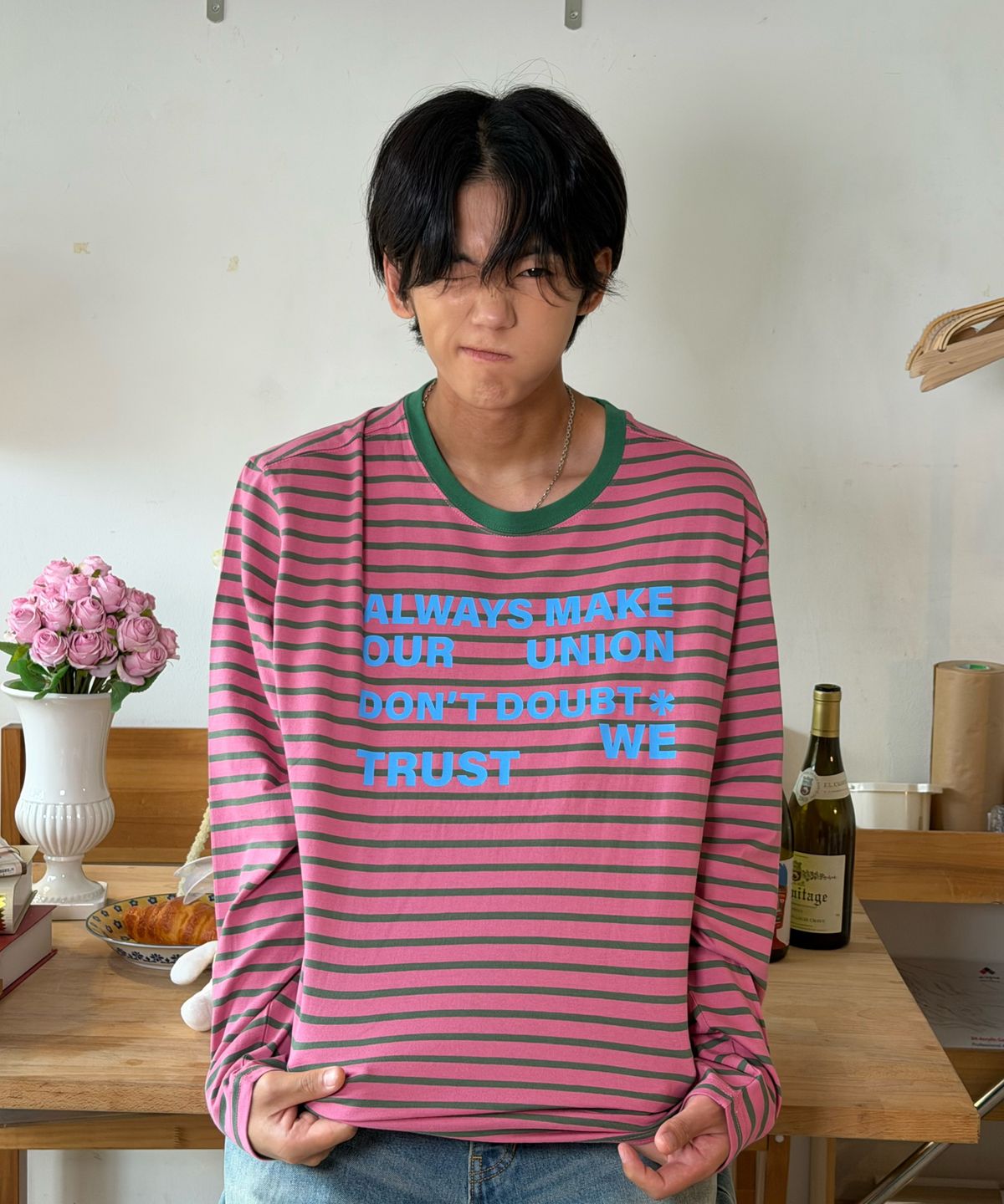 아모우(AMOU) Lettering Stripe Long Sleeve PINK