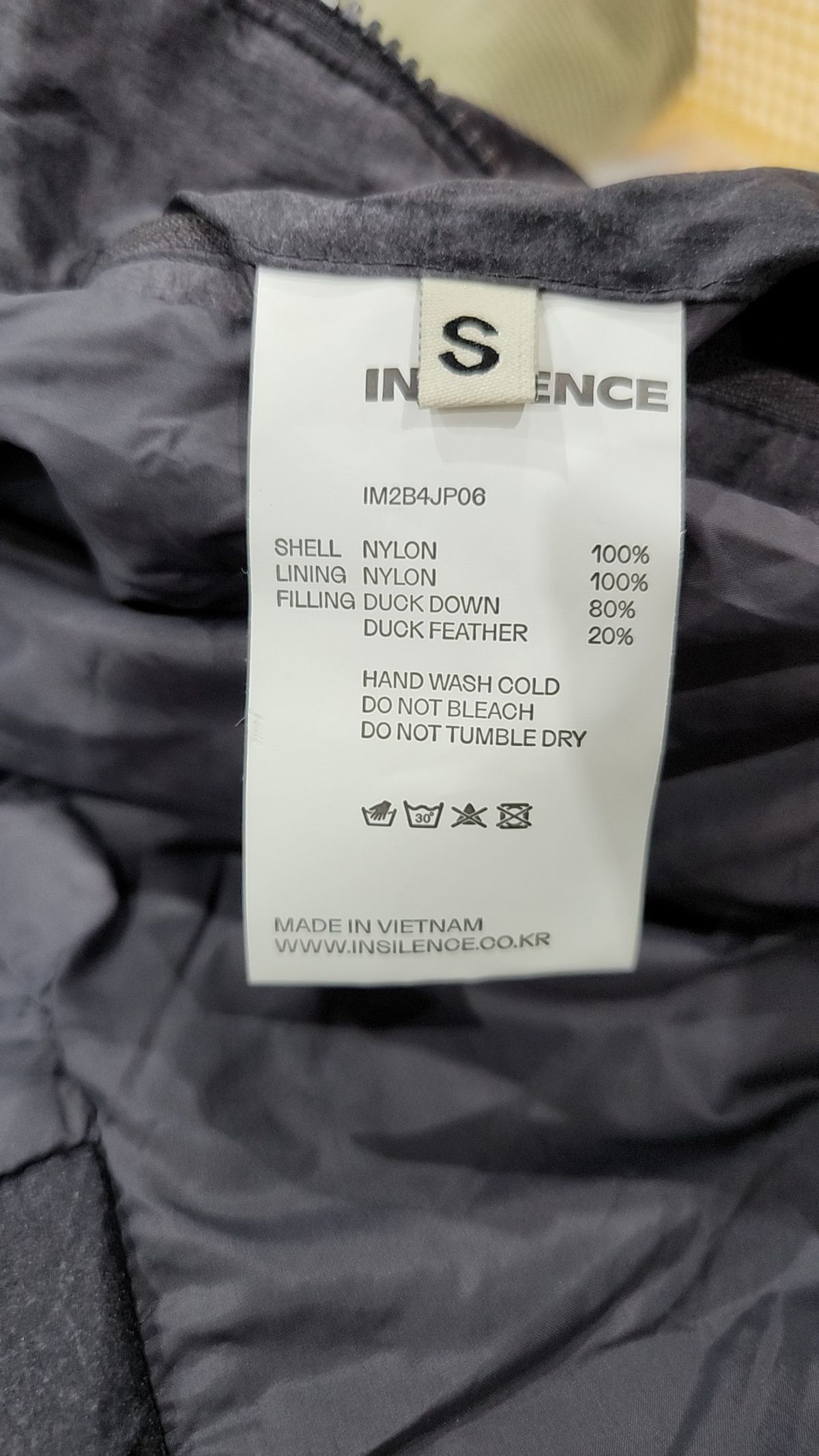 인사일런스(INSILENCE) 숏 패딩/숏 헤비 아우터 S