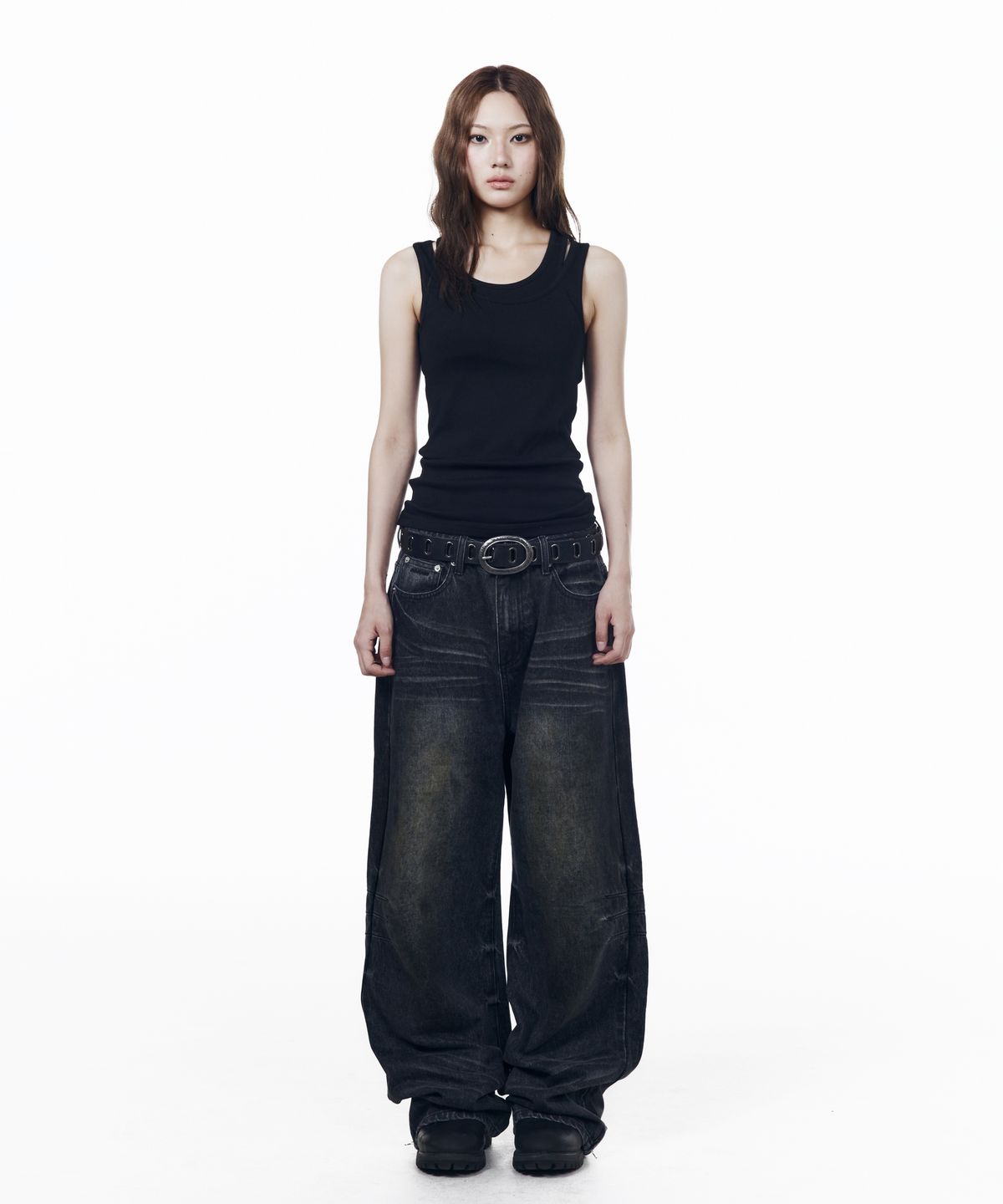 아캄(AAKAM) Washed Zipper Slit Denim Pants (Black)