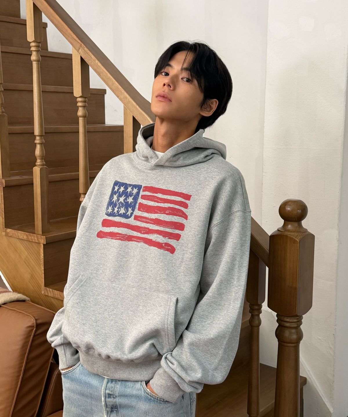 아모우(AMOU) USA Painted Hoodie GRAY