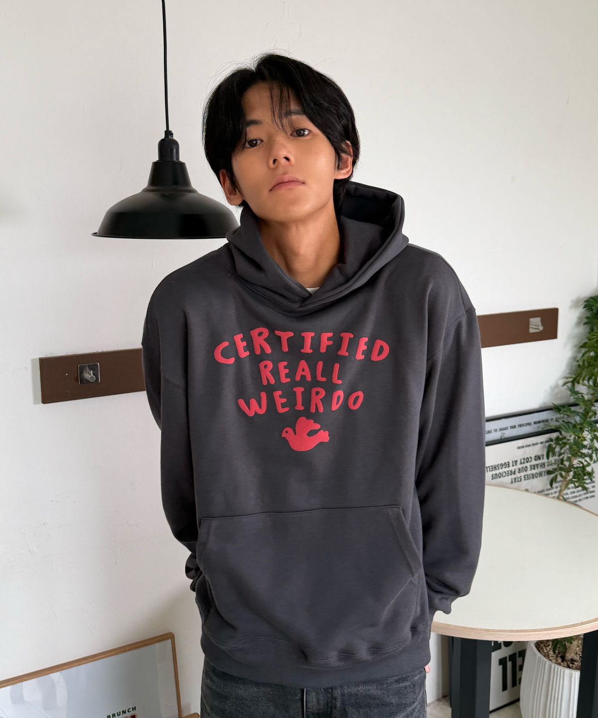 아모우(AMOU) Weirdo Hoodie CHACOAL GRAY
