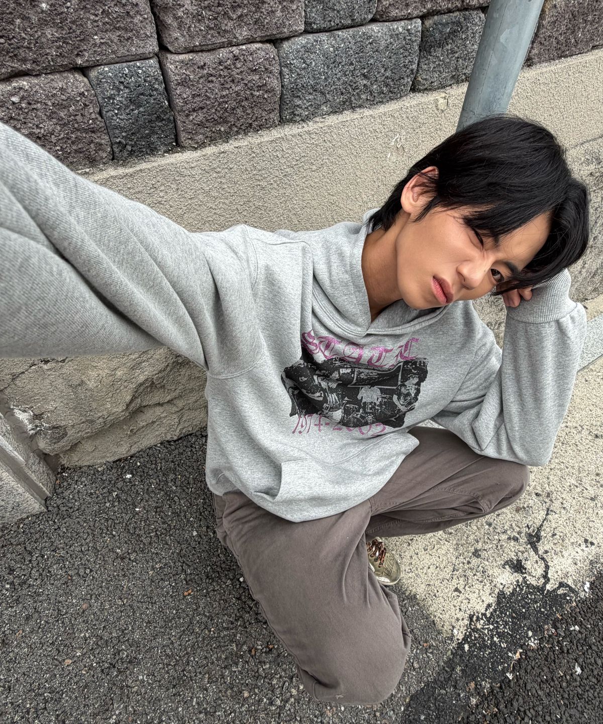 아모우(AMOU) Static Hoodie GRAY