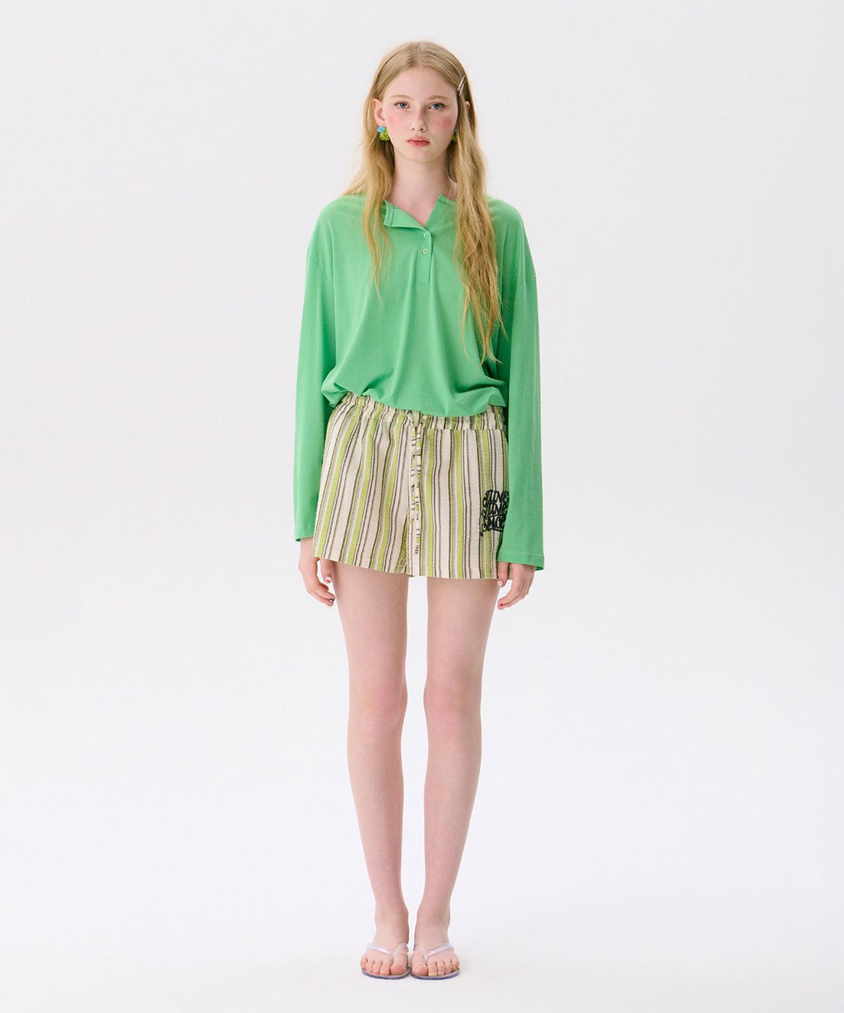 준준스페이스(JUNEJUNE SPACE) Henley Oversized T-shirts_Green(헨리 오버사이즈 티셔츠_그린)