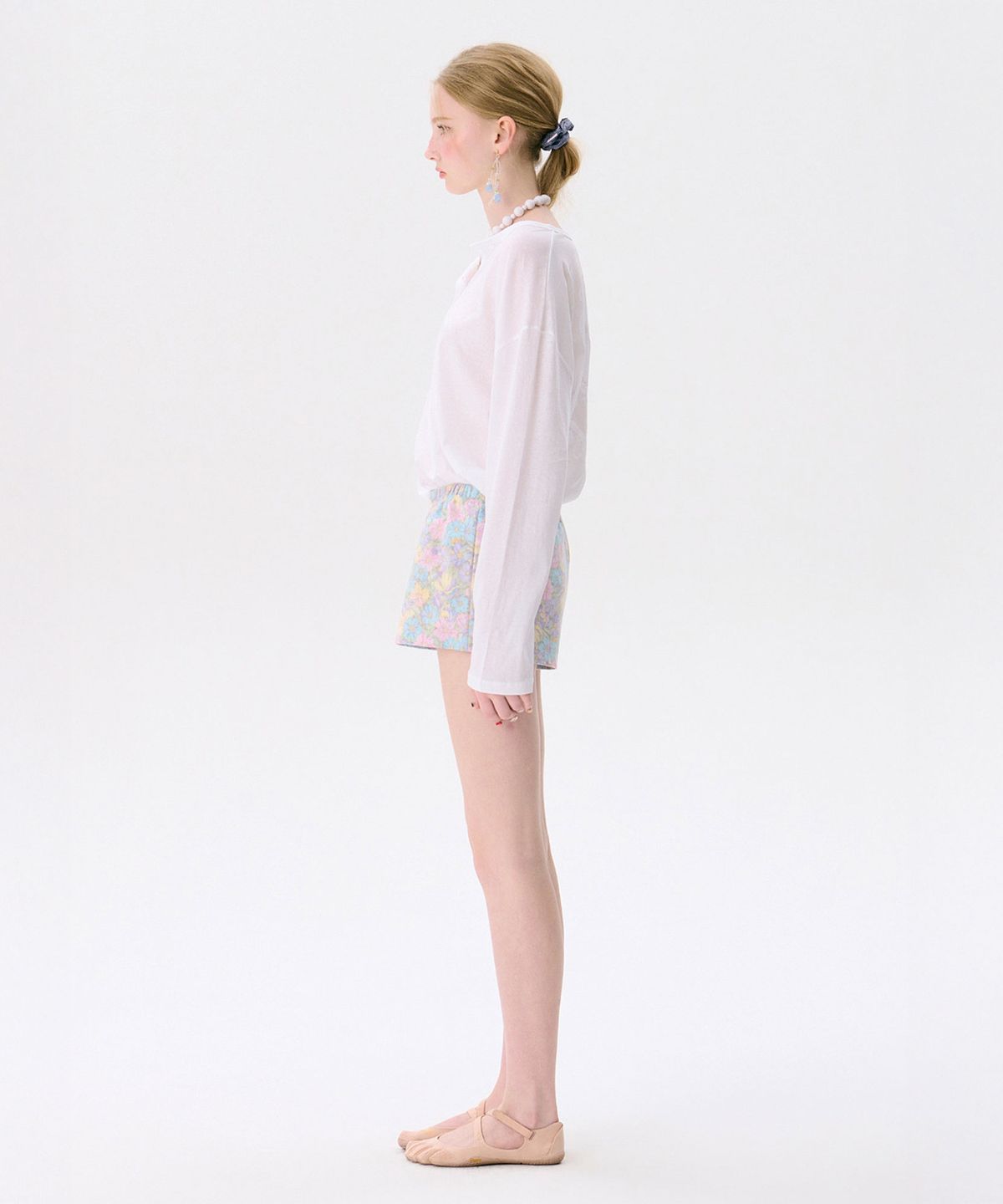 준준스페이스(JUNEJUNE SPACE) Henley Oversized T-shirts_White(헨리 오버사이즈 티셔츠_화이트)
