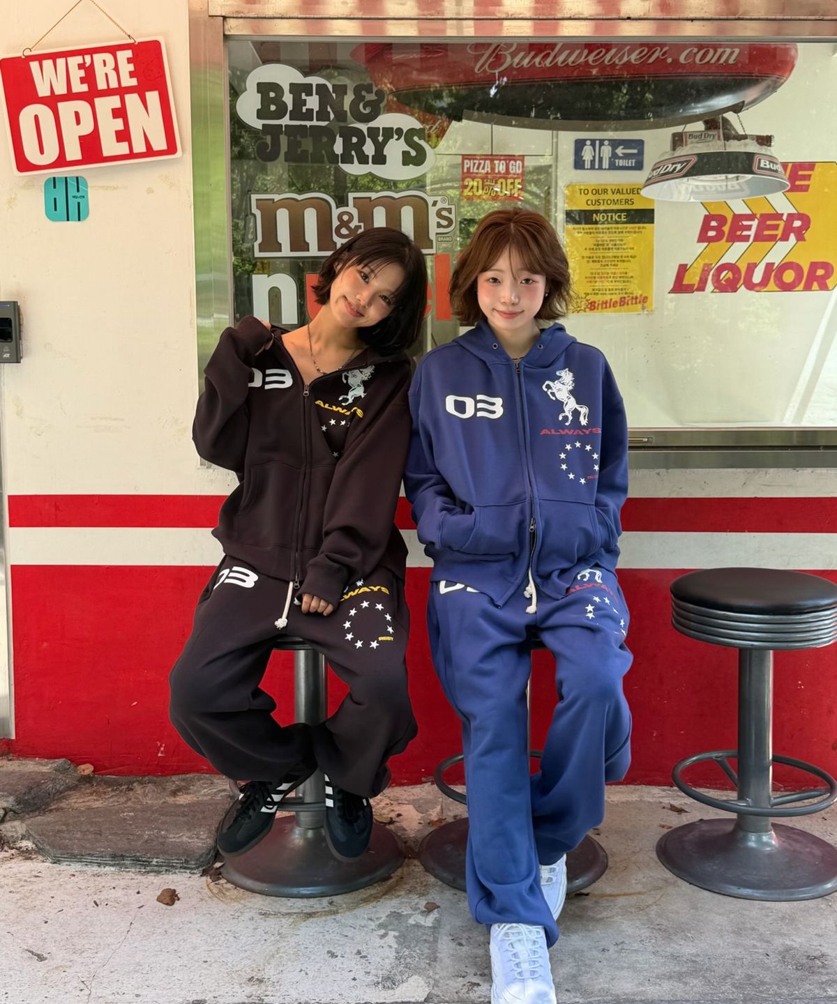아모우(AMOU) AMOU Horse Hoodie Zip-up BLUE
