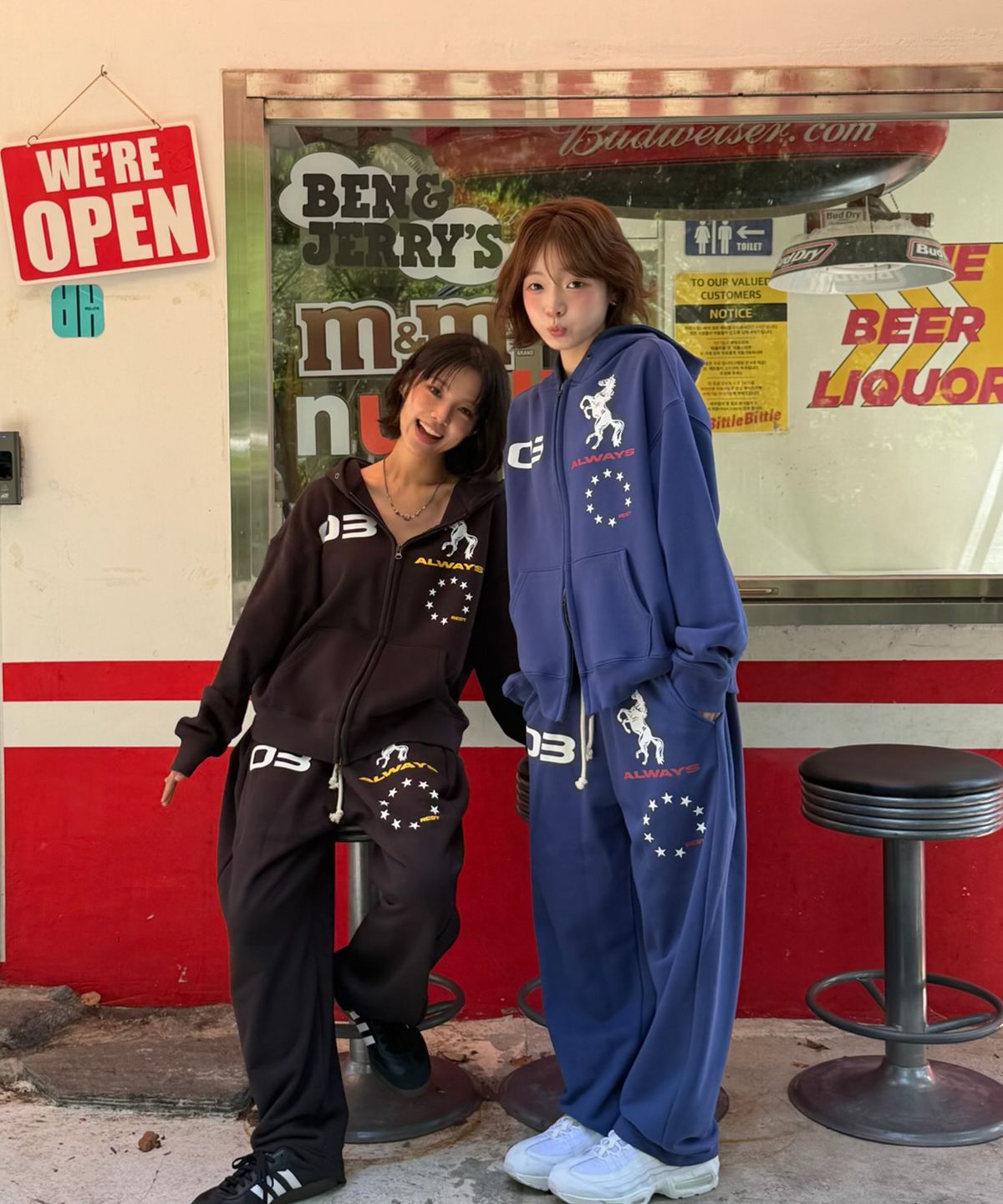 아모우(AMOU) AMOU Horse Hoodie Zip-up BLUE