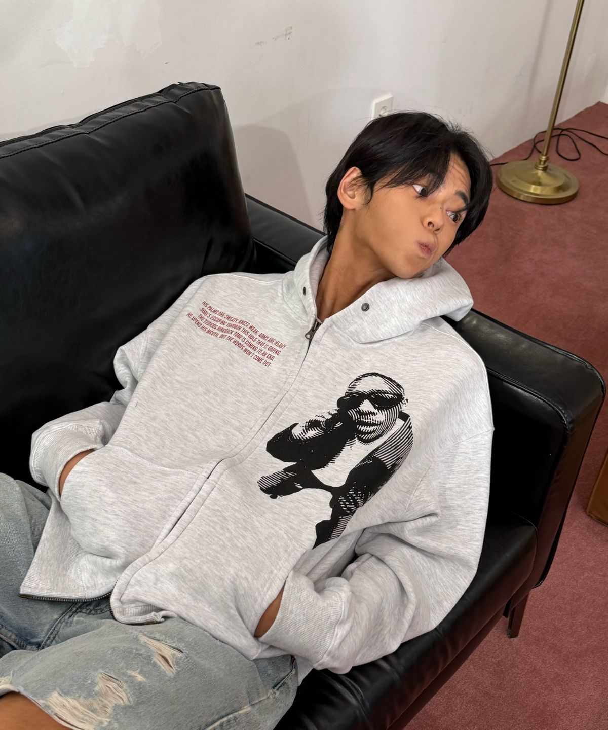 아모우(AMOU) Hotline Hoodie Zip-up WHITE GRAY