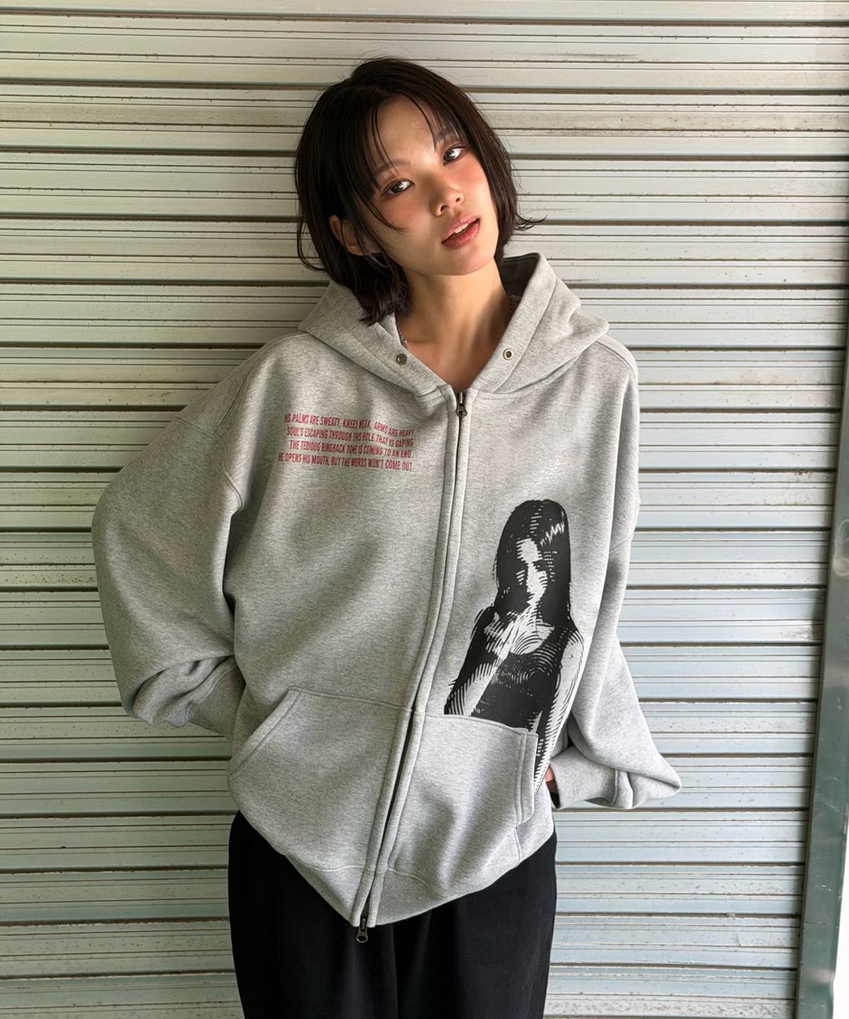 아모우(AMOU) Call back Hoodie Zip-up WHITE GRAY