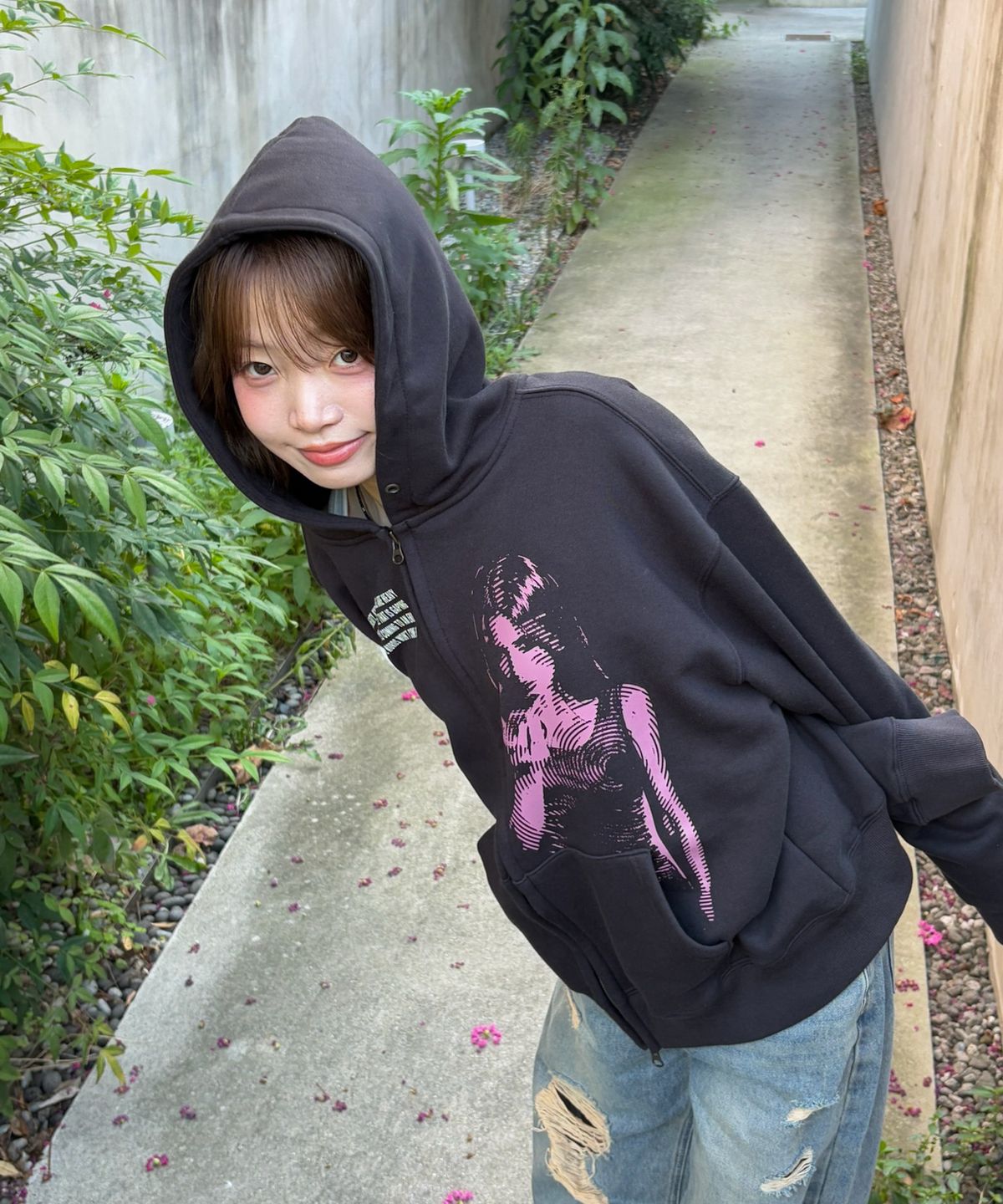 아모우(AMOU) Call back Hoodie Zip-up BLACK