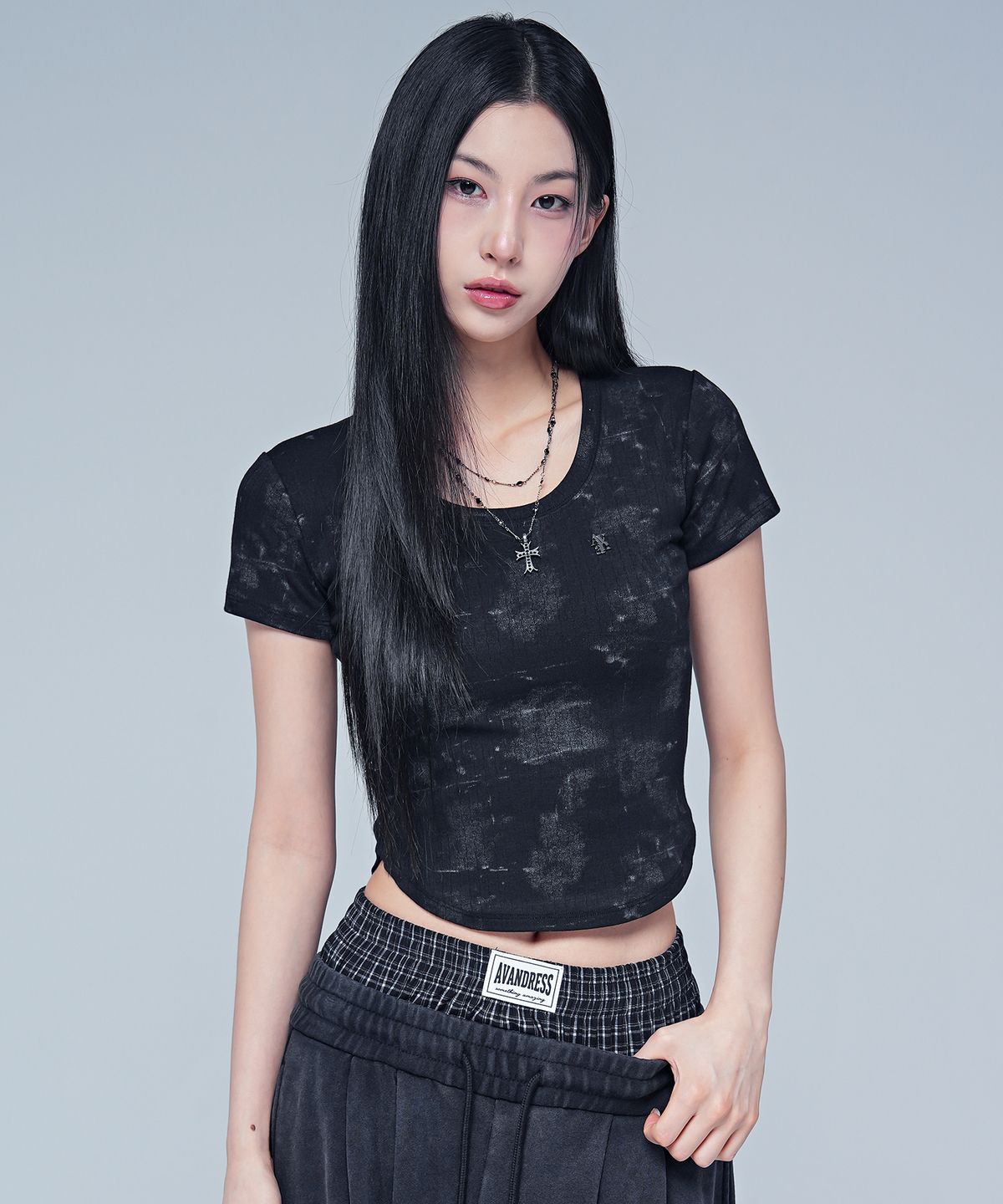어반드레스(AVANDRESS) 에스티 포그 티셔츠_2COL