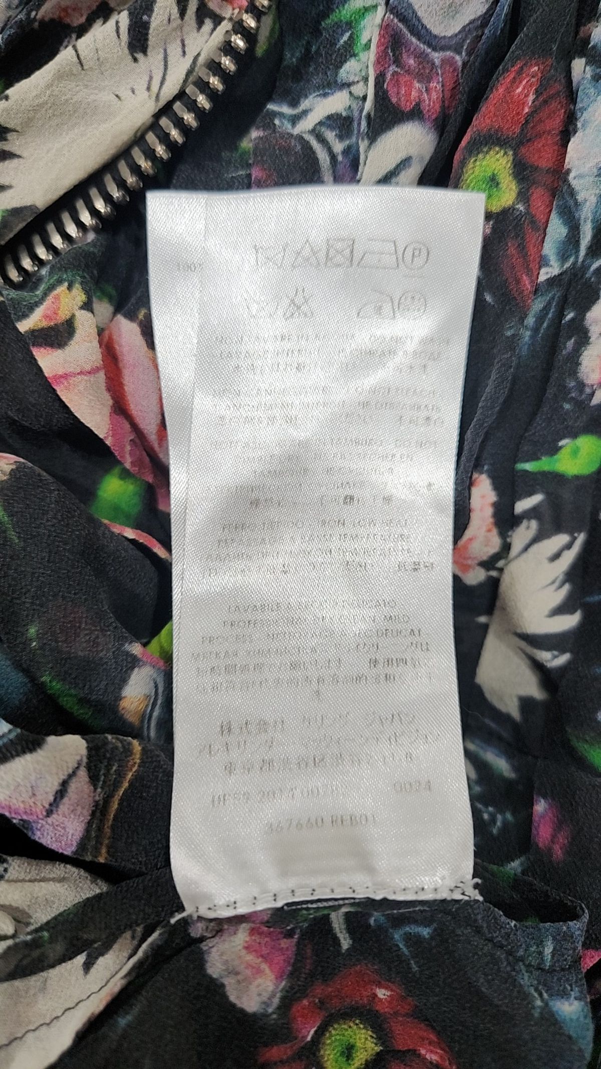 알렉산더 맥퀸(ALEXANDER McQUEEN) 블라우스 44