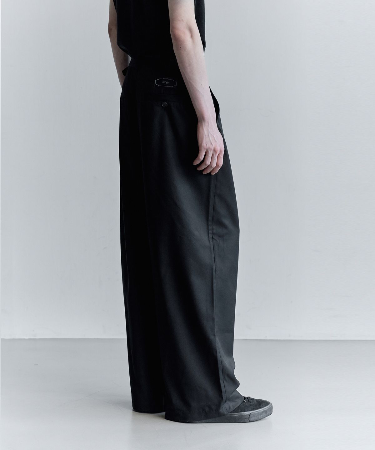 키류(KIRYU) WRAP SLACKS_BLACK