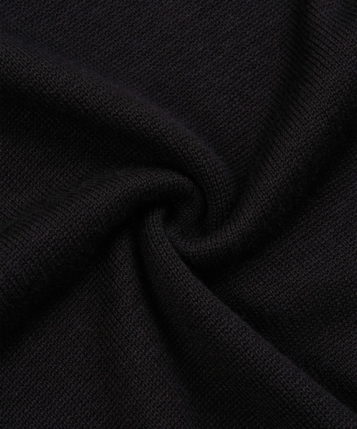 토피(TOFFEE) 브이넥 레이어드 니트 (BLACK)