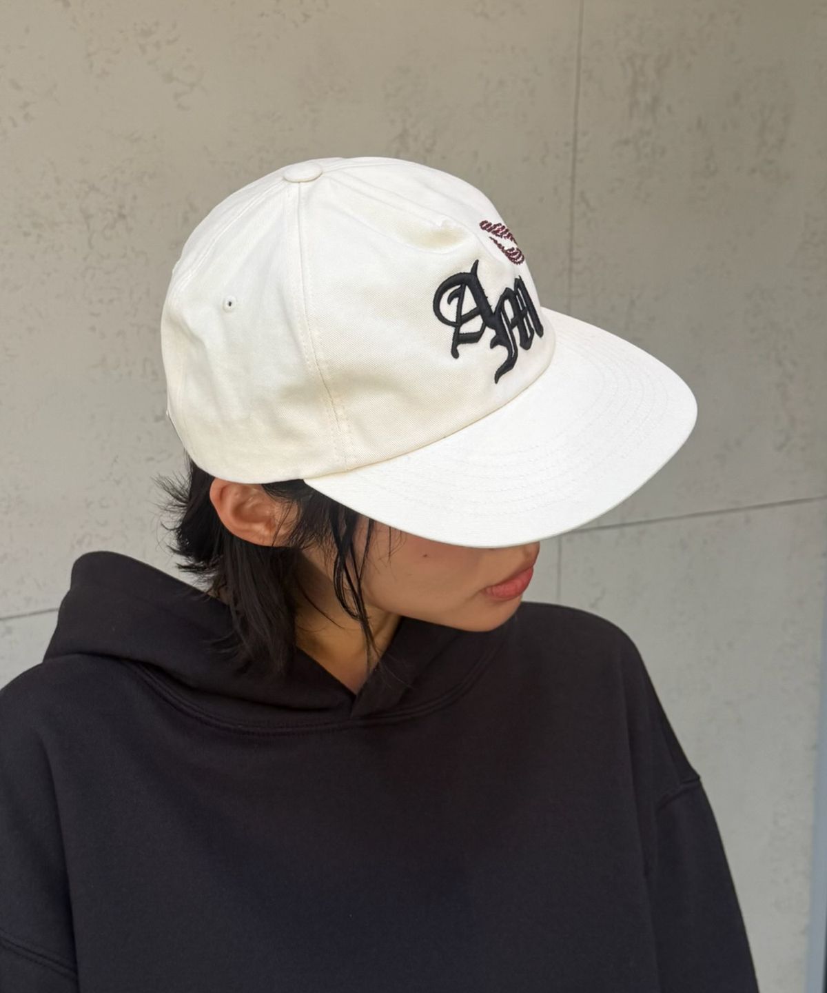 아모우(AMOU) AM Kiss Mark 5Pannel CAP IVORY