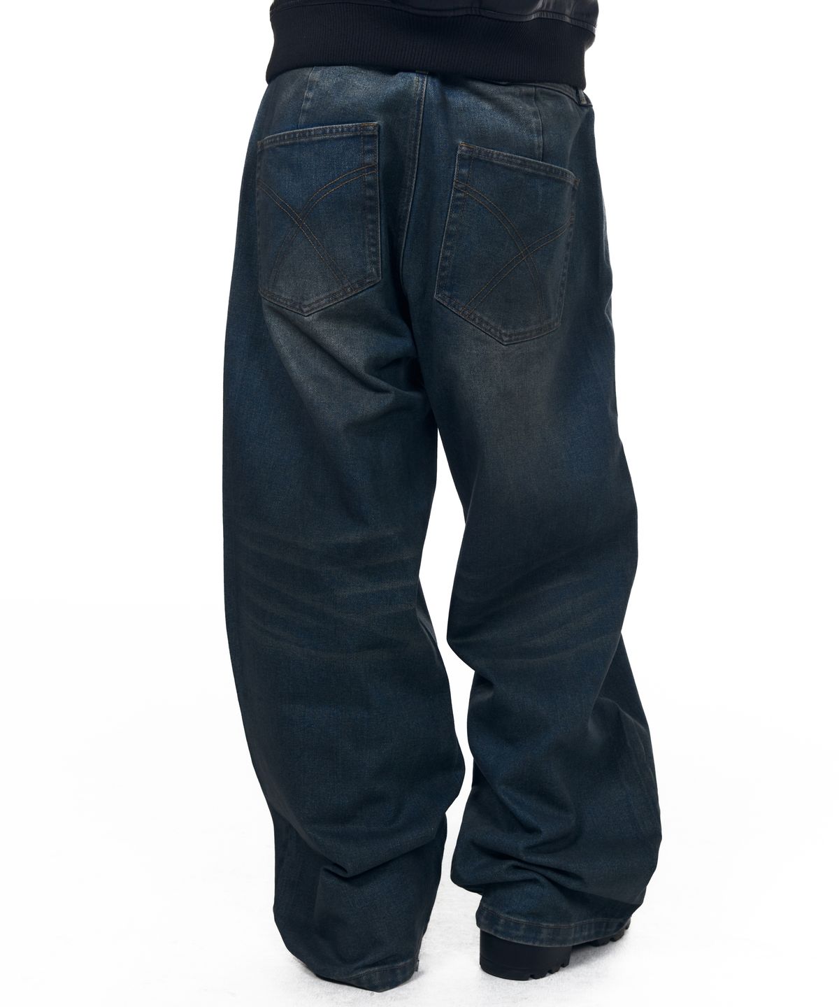 아캄(AAKAM) Dirty Waxed Denim Pants (Blue)