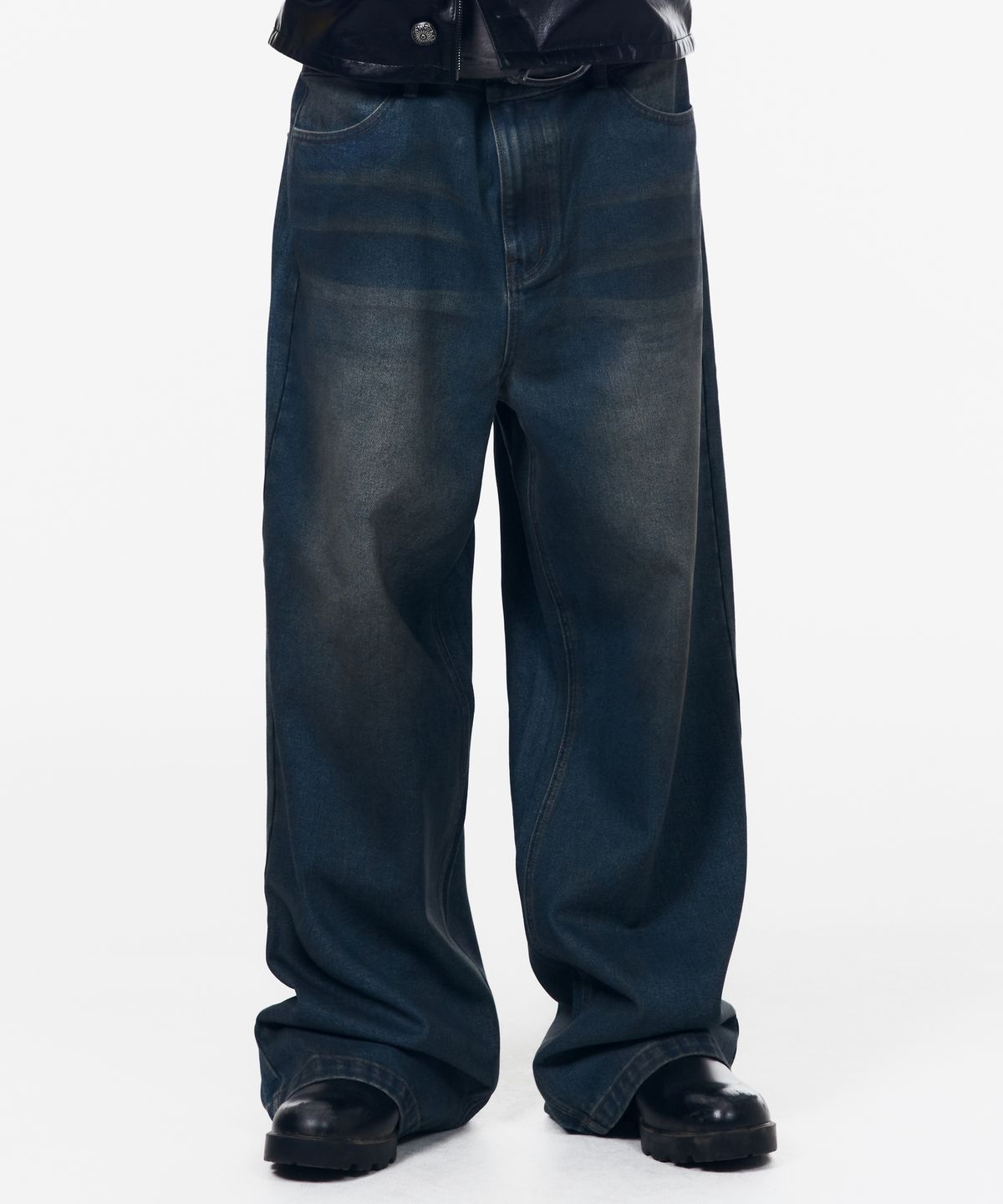 아캄(AAKAM) Dirty Waxed Denim Pants (Blue)