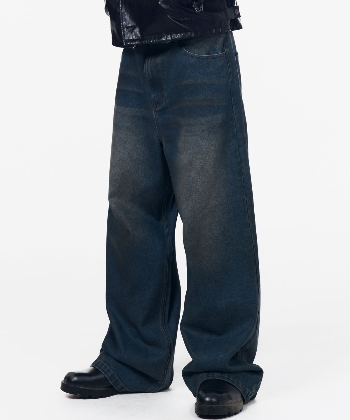 아캄(AAKAM) Dirty Waxed Denim Pants (Blue)