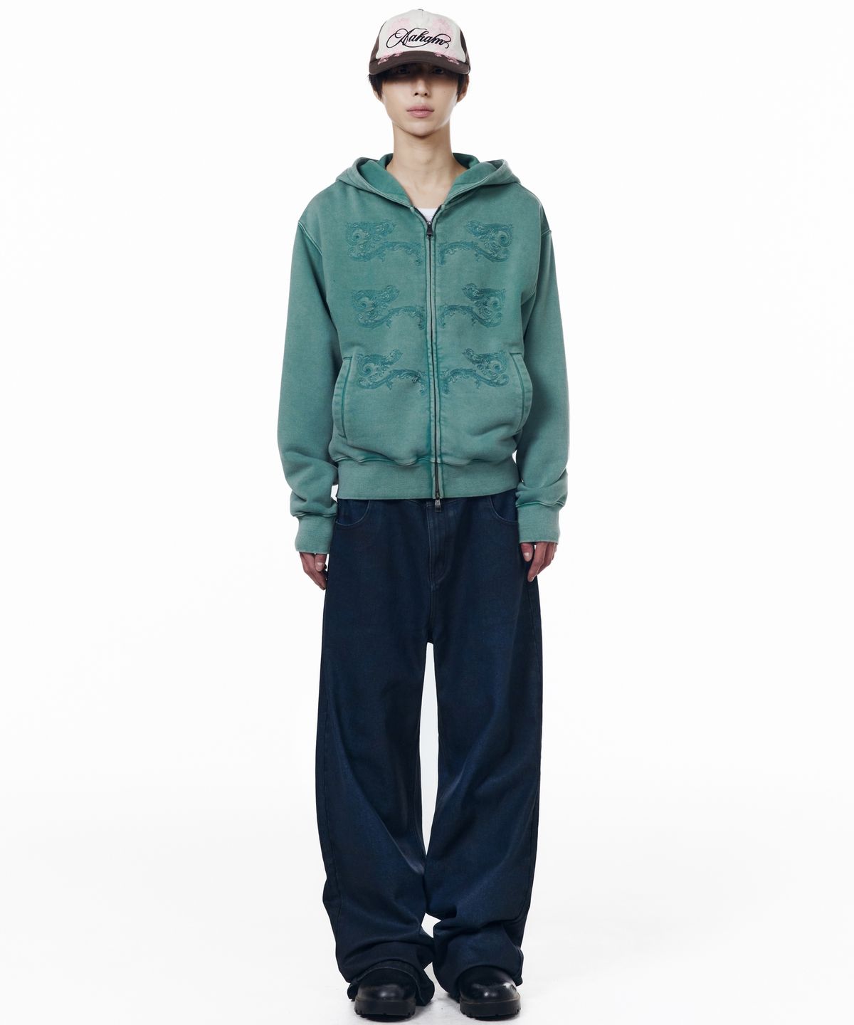 아캄(AAKAM) Glazed Wax Denim Pants (Indigo)