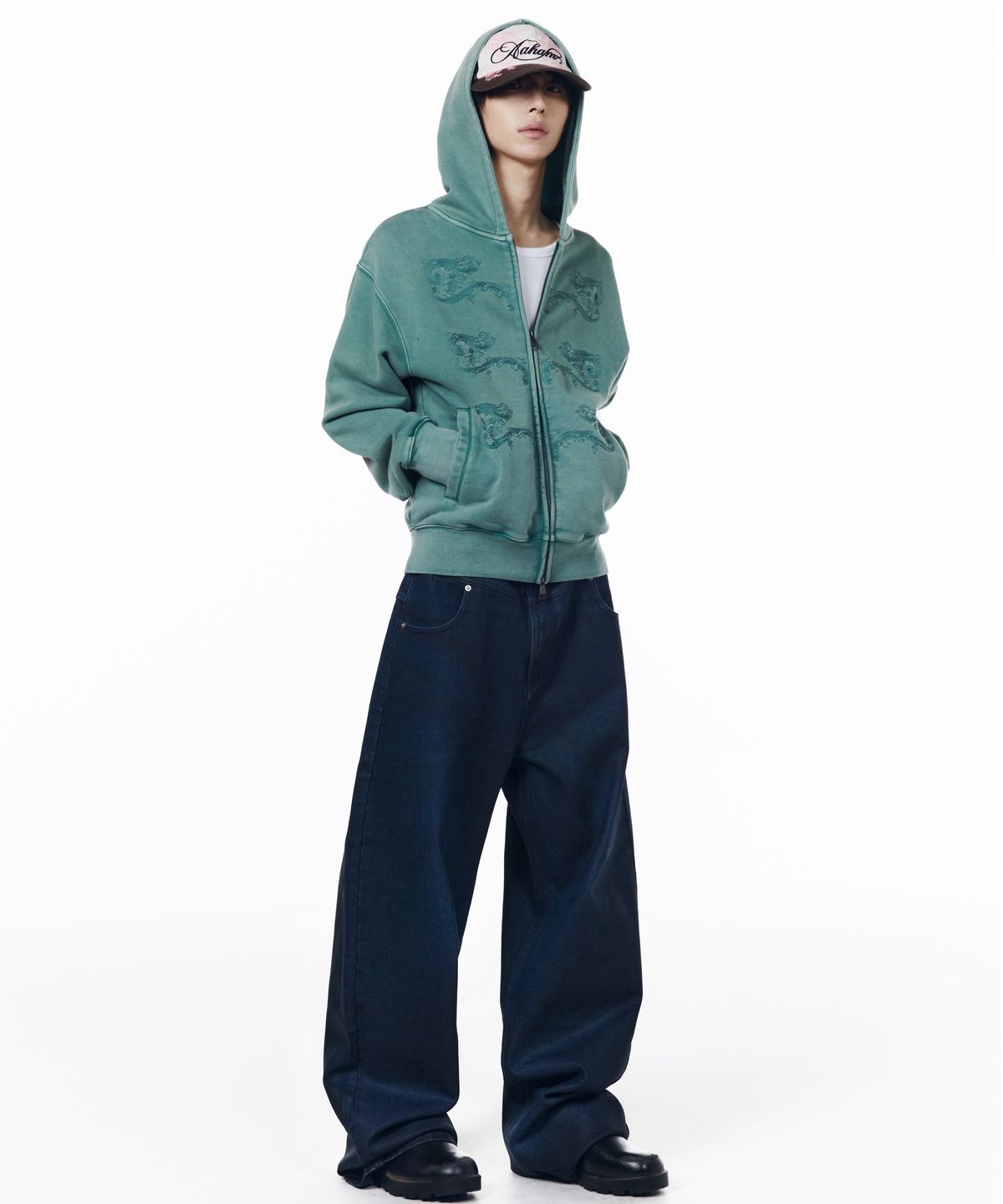 아캄(AAKAM) Glazed Wax Denim Pants (Indigo)