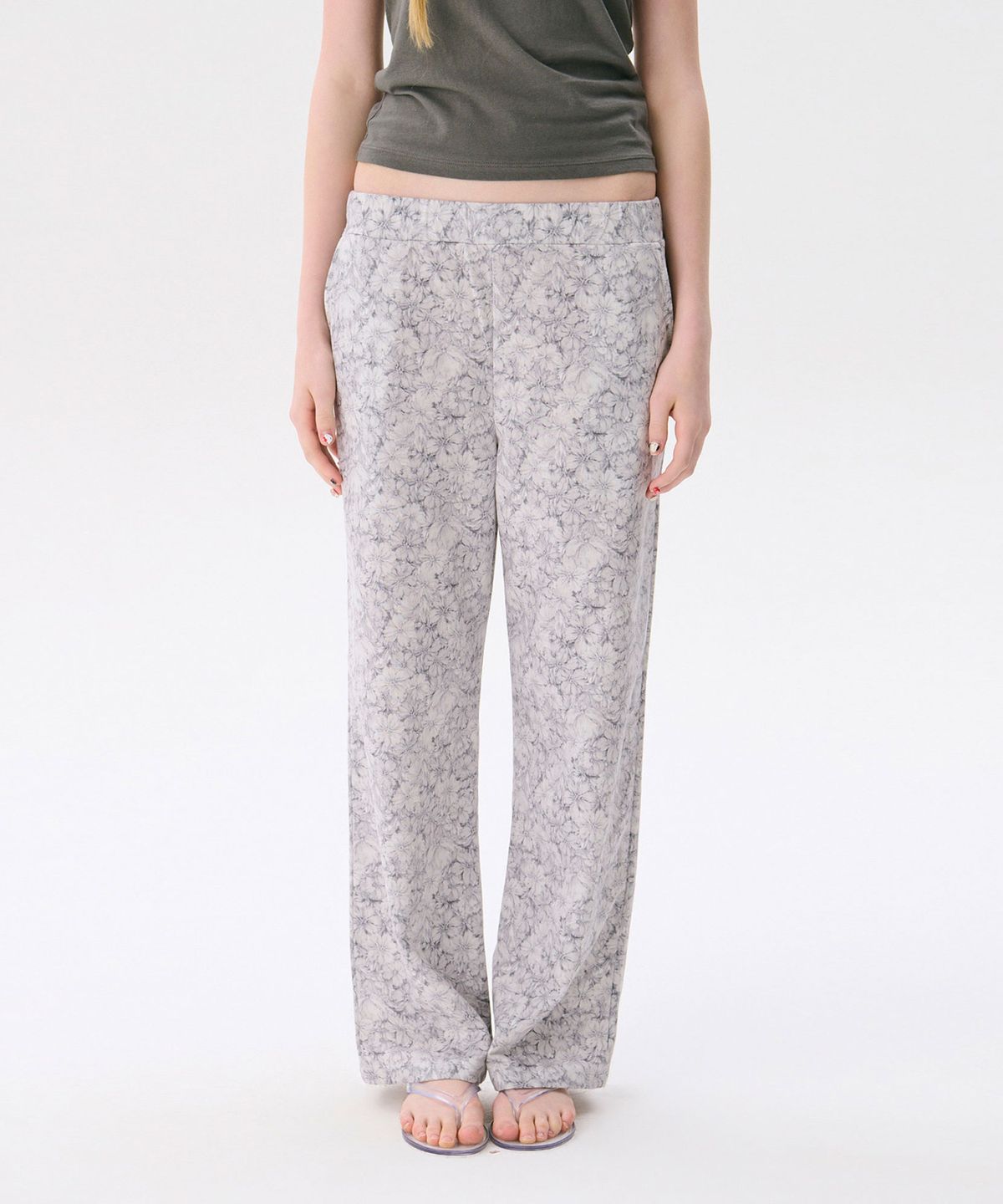 준준스페이스(JUNEJUNE SPACE) 26 Flower Banding Pants_Grey(26 플라워 밴딩 팬츠_그레이)