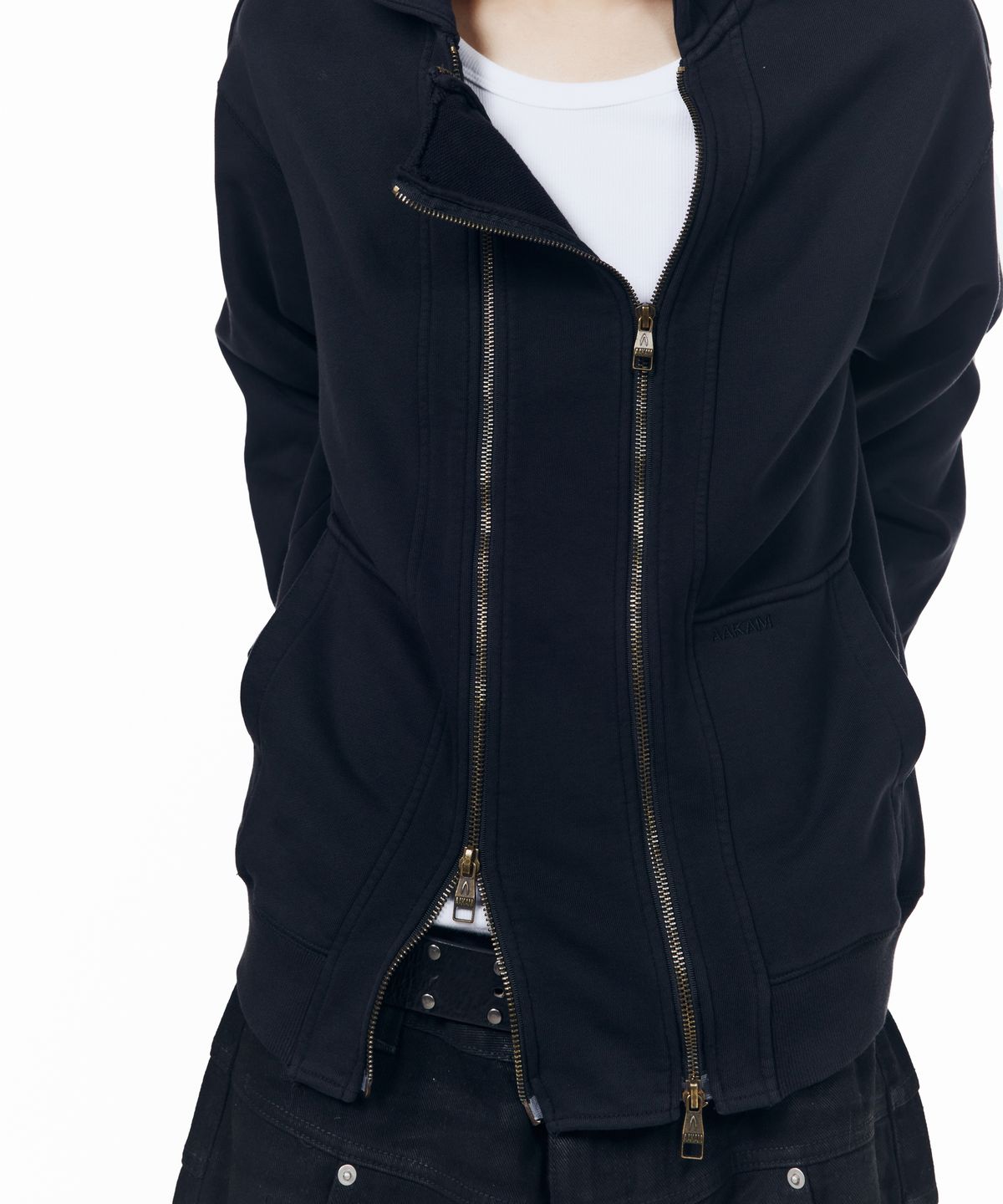 아캄(AAKAM) Double Zippered Zip-Up Hoodie (Black)