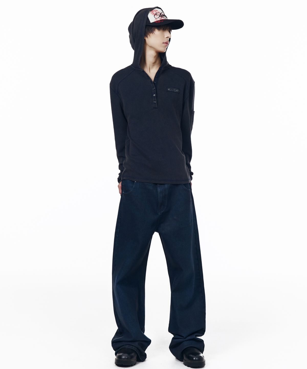 아캄(AAKAM) Bleach Washed Hooded Long Sleeve (Navy)