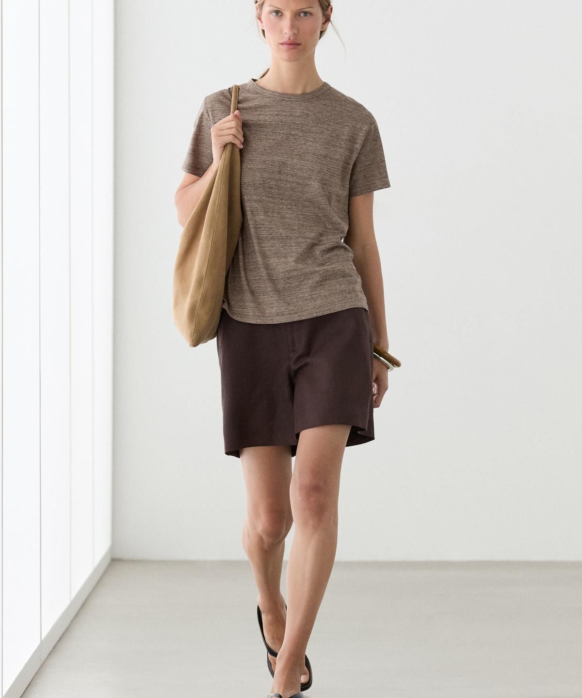 마시모두띠(MASSIMO DUTTI) 100% 코튼 반팔 티셔츠