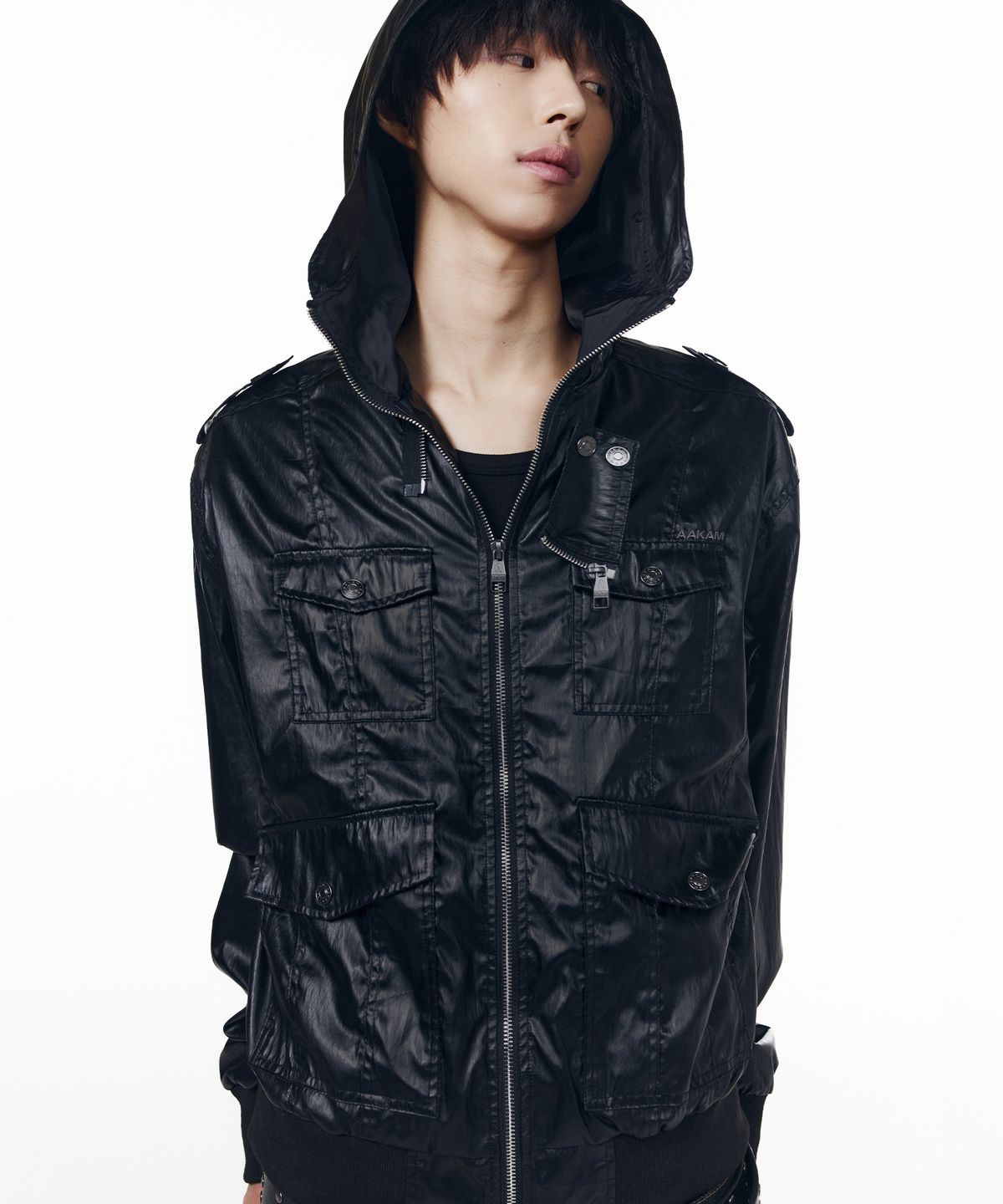 아캄(AAKAM) Coated Pocket Hooded Jacket (Black)