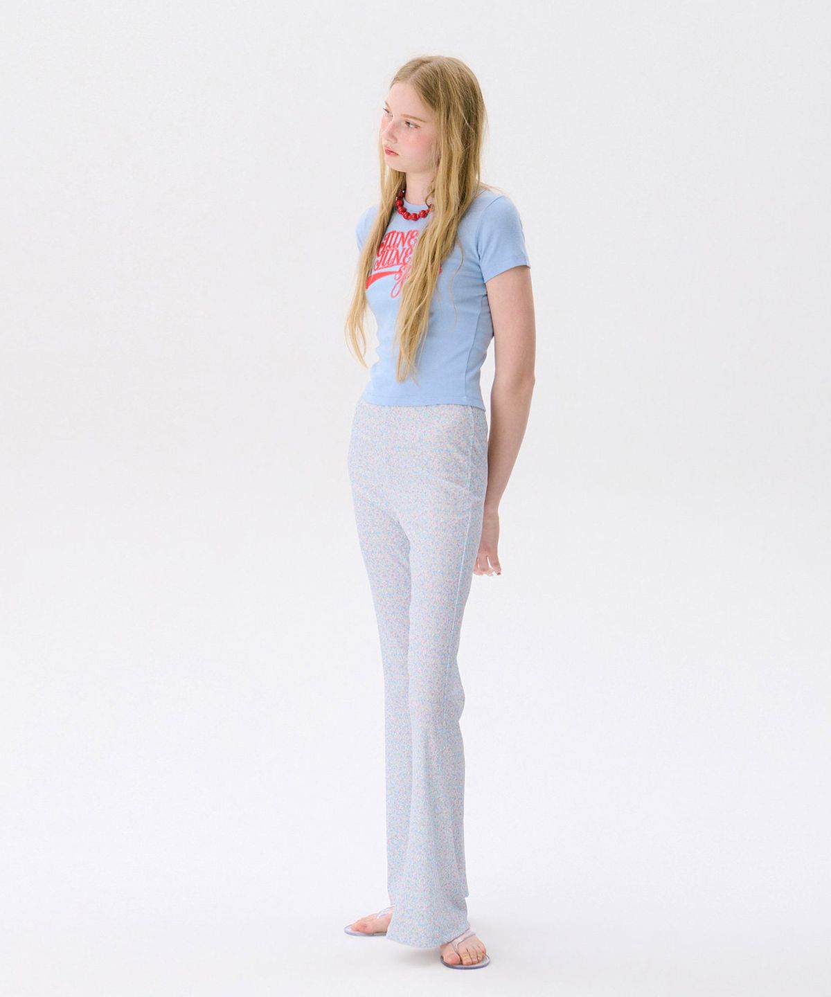 준준스페이스(JUNEJUNE SPACE) Floral Bootcut Pants_White(꽃무늬 부츠컷 팬츠_화이트)
