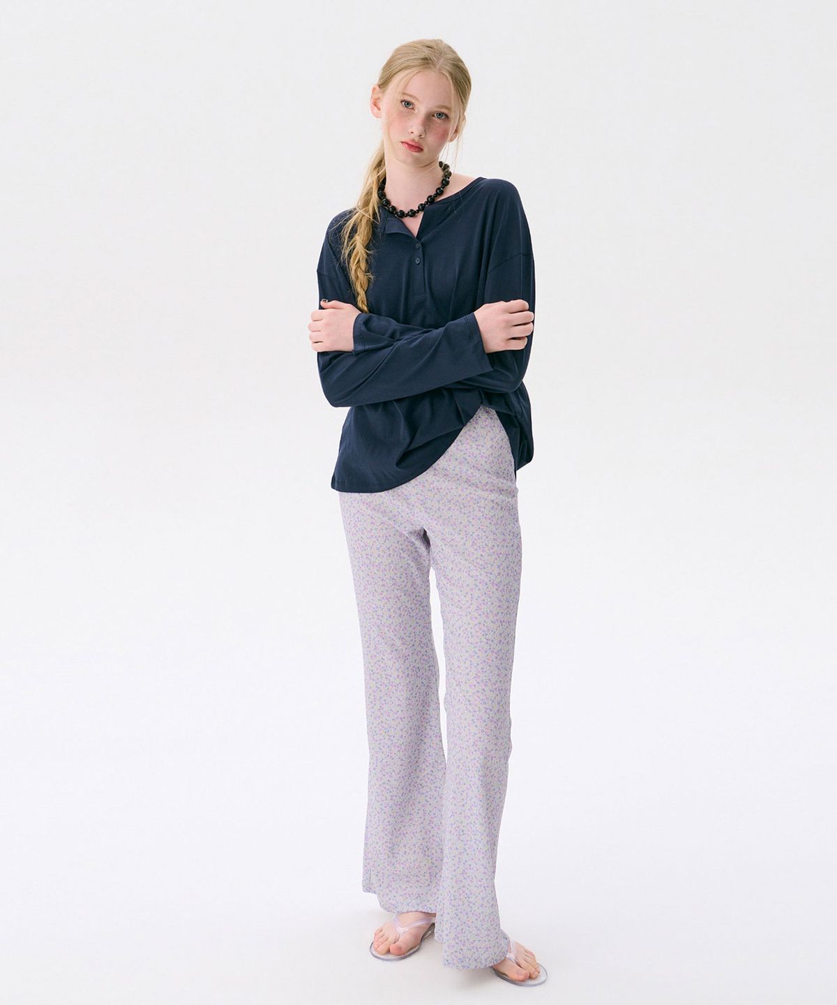 준준스페이스(JUNEJUNE SPACE) Floral Bootcut Pants_Purple(꽃무늬 부츠컷 팬츠_퍼플)