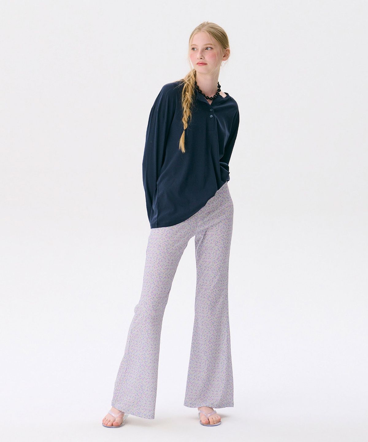 준준스페이스(JUNEJUNE SPACE) Floral Bootcut Pants_Purple(꽃무늬 부츠컷 팬츠_퍼플)