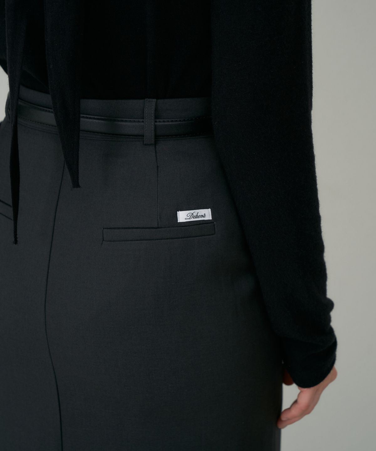 드헤베(DEHEVE) Wool Slim Long Skirt [Charcoal]