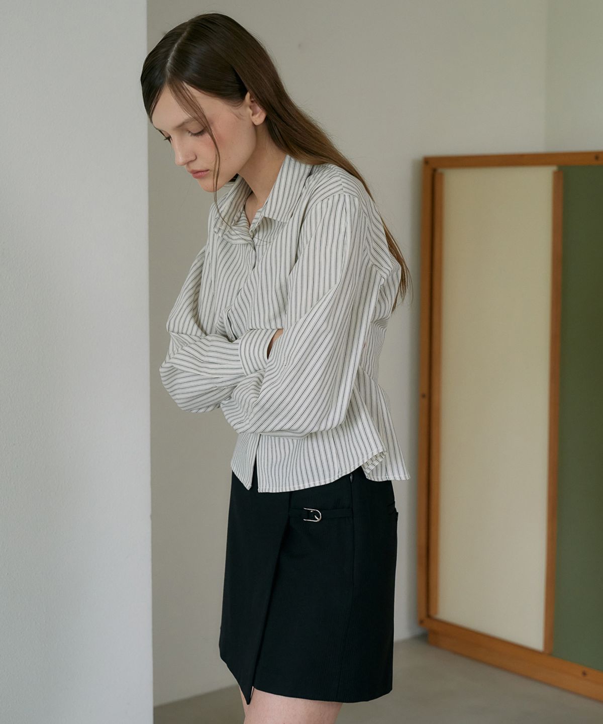 드헤베(DEHEVE) Buckle Wrap Skirt Pants [Black]