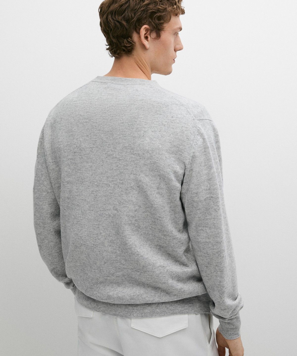 마시모두띠(MASSIMO DUTTI) 울 혼방 라운드넥 니트 스웨터