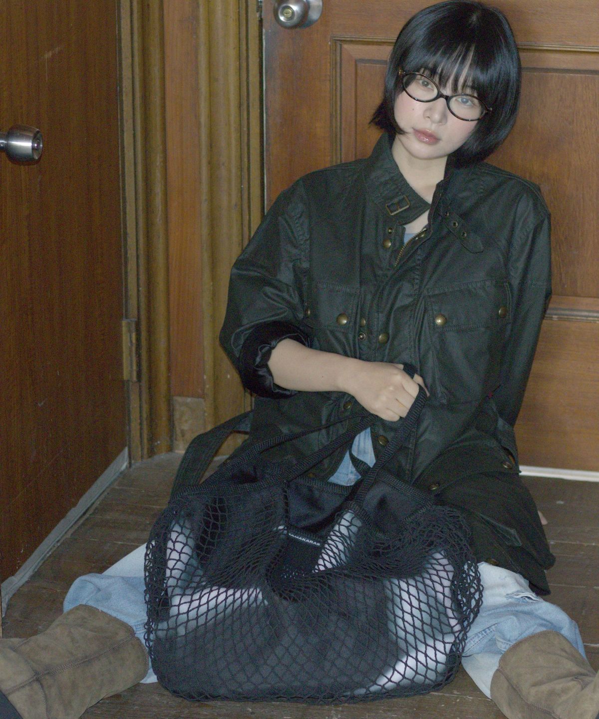 이우가마카라스(IUGAMAKARAS) Wavy Layered Net Bag (Black)