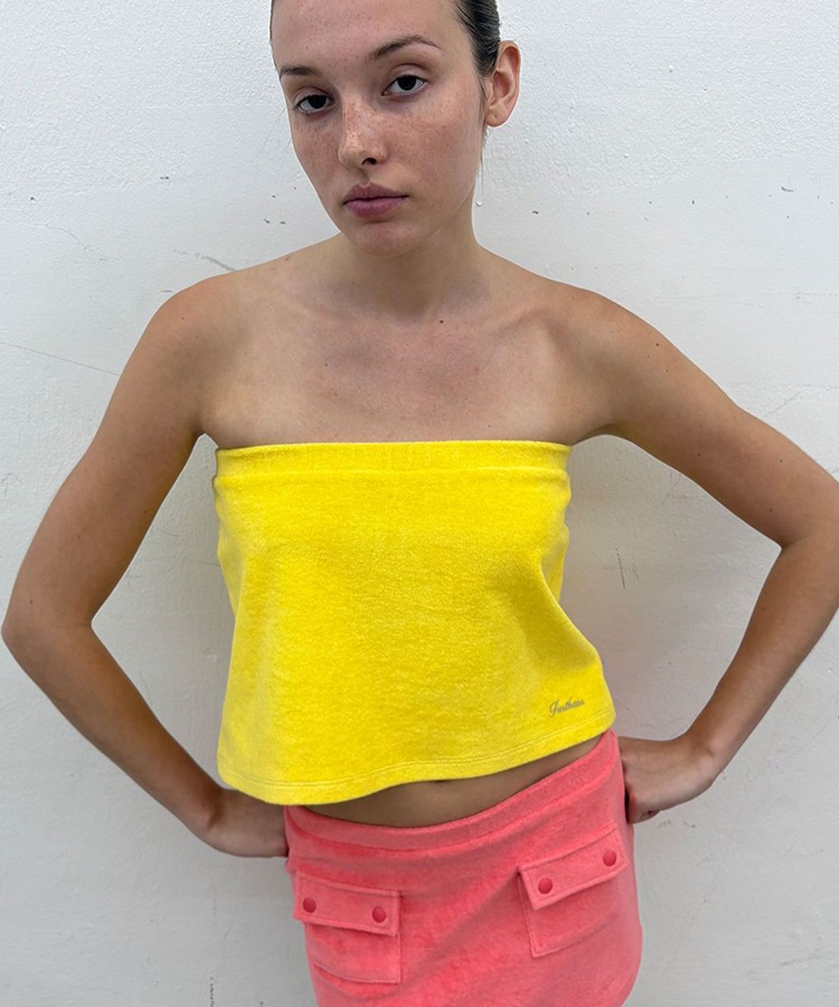 저스트하우스(JUSTHAUS) REVERSIBLE TERRY MINI SKIRT, CORAL PINK